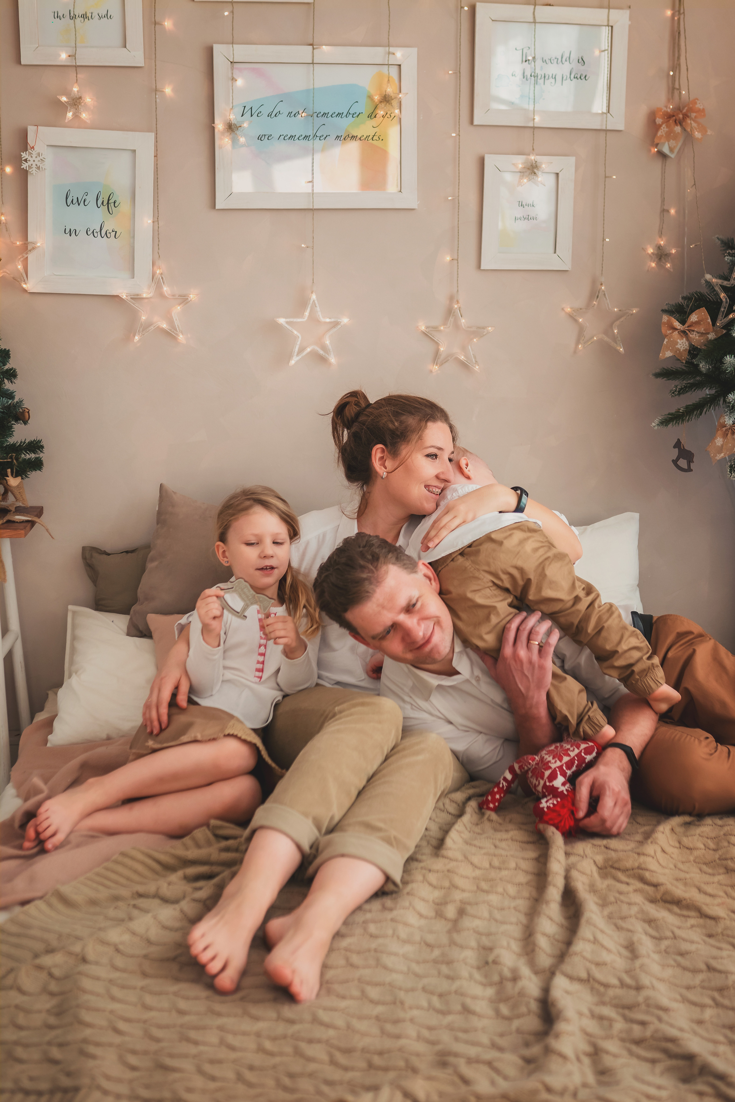 Миша, Настя, Полина и Леша. Семейный фотограф в Алматы Анжелика Али Номан