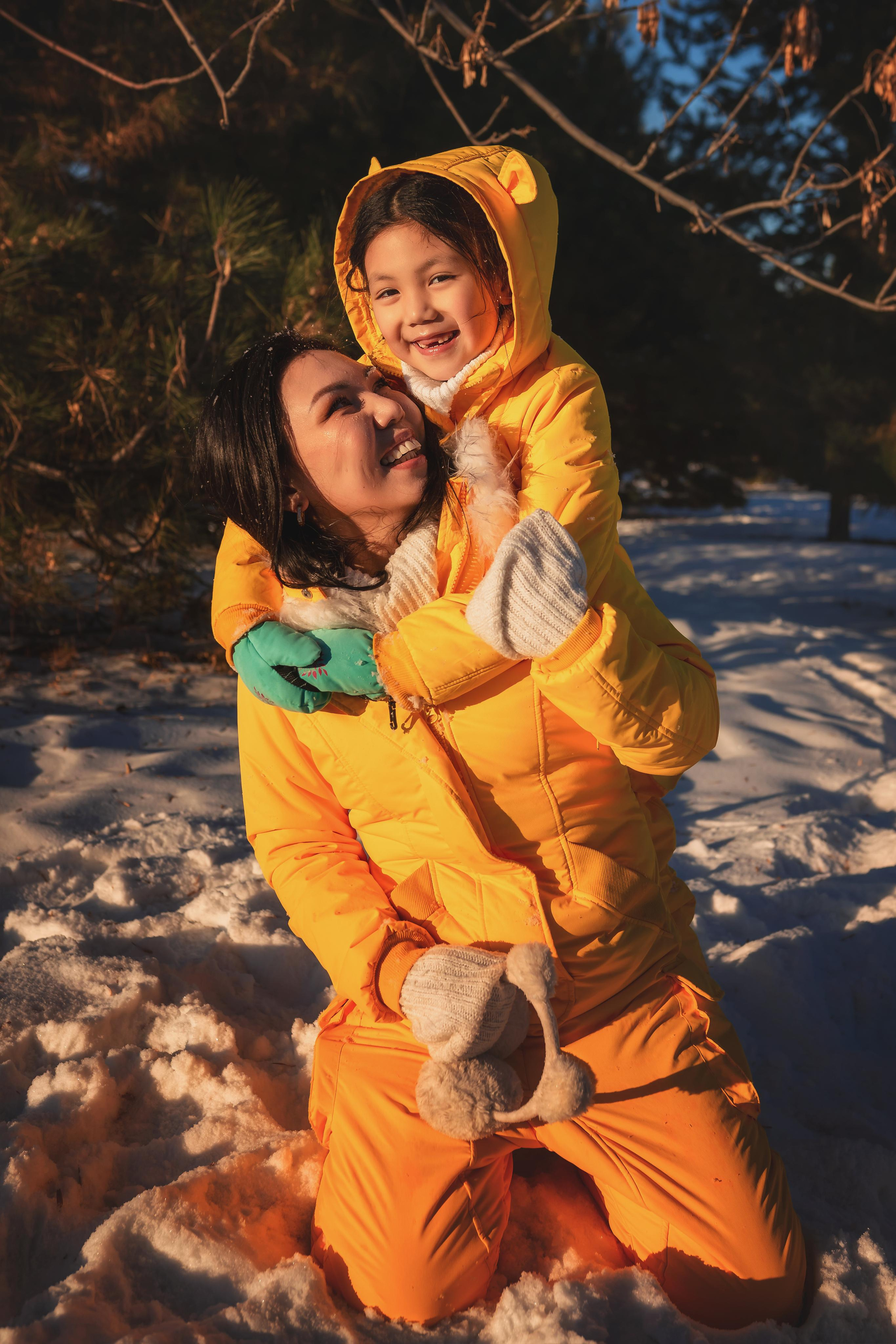 Мадина и Диана. Семейный фотограф в Алматы Анжелика Али Номан