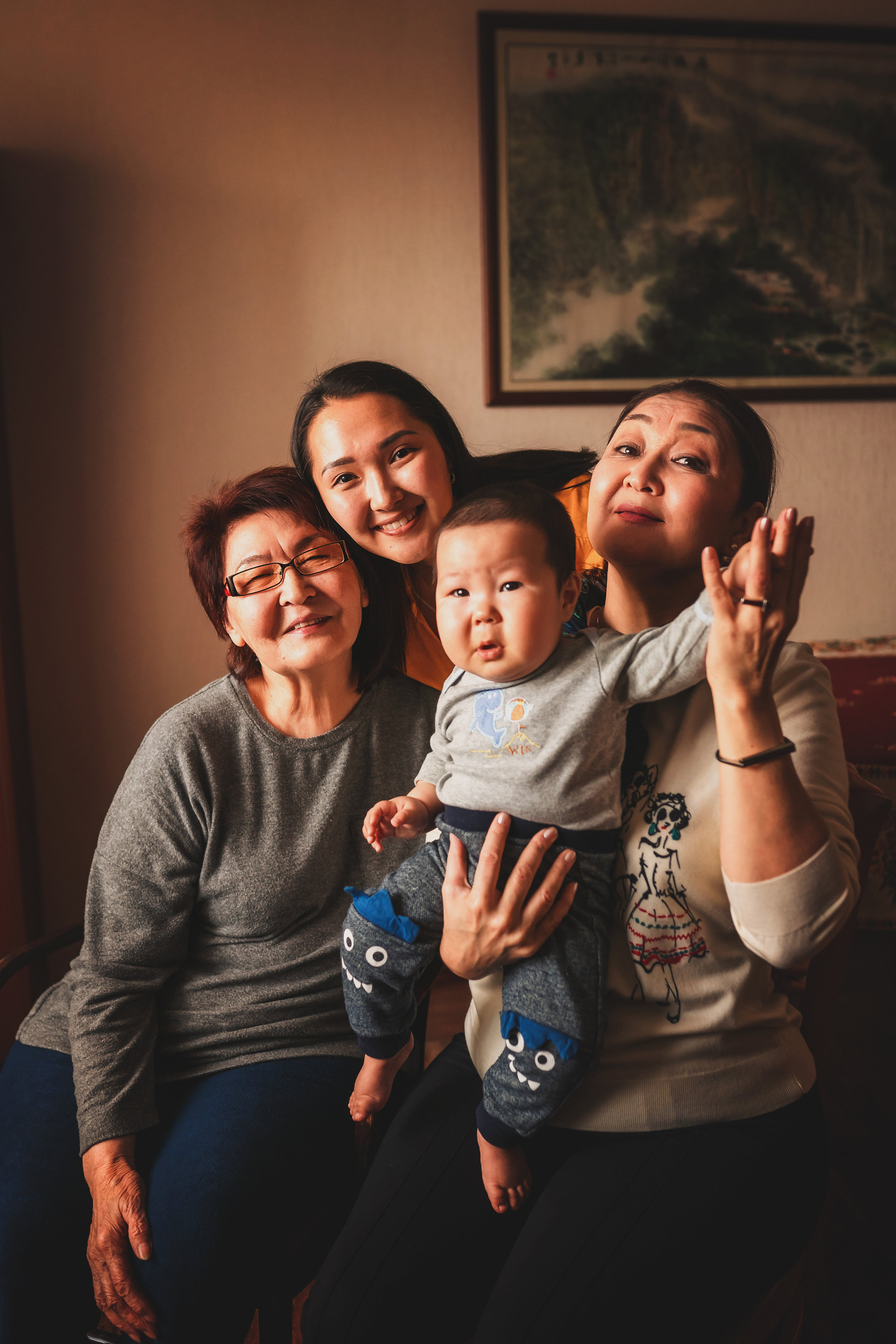 4 поколения. Семейный фотограф в Алматы Анжелика Али Номан