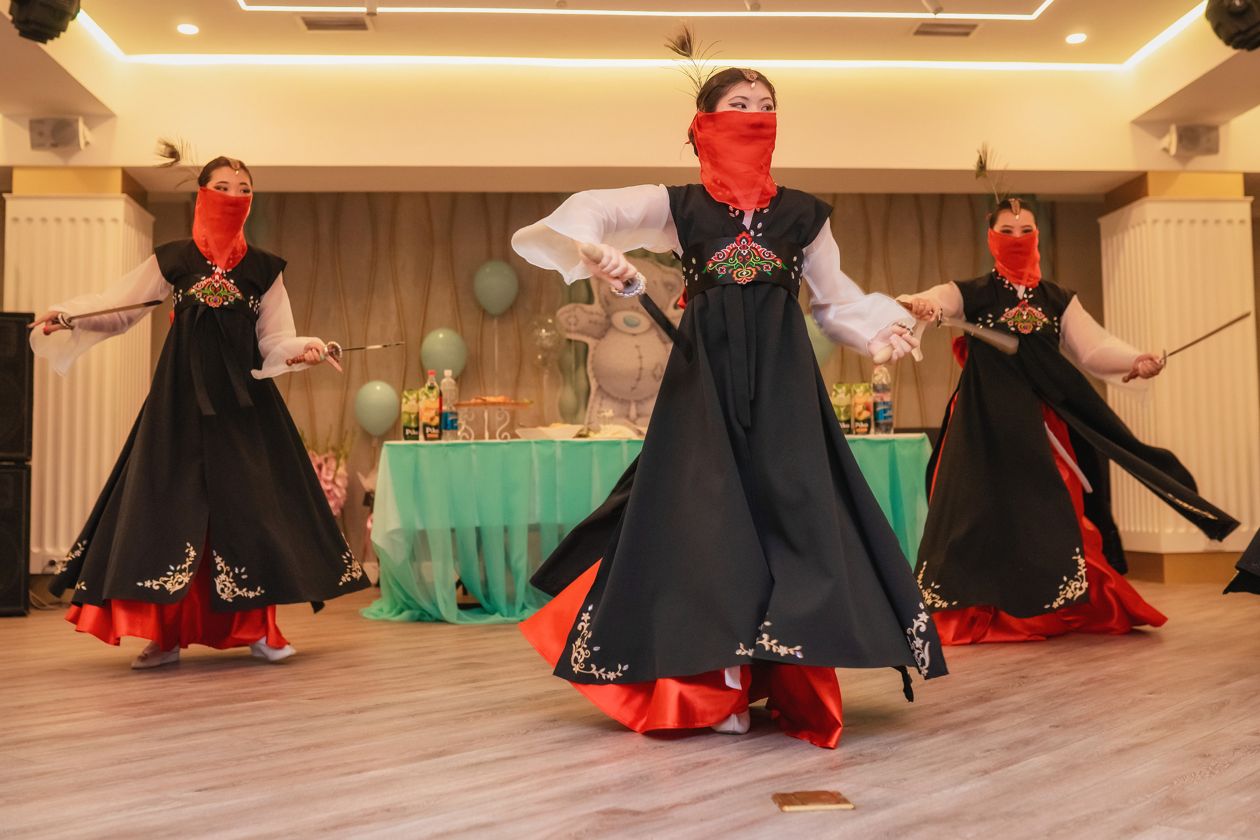 Руслану годик. Семейный фотограф в Алматы Анжелика Али Номан