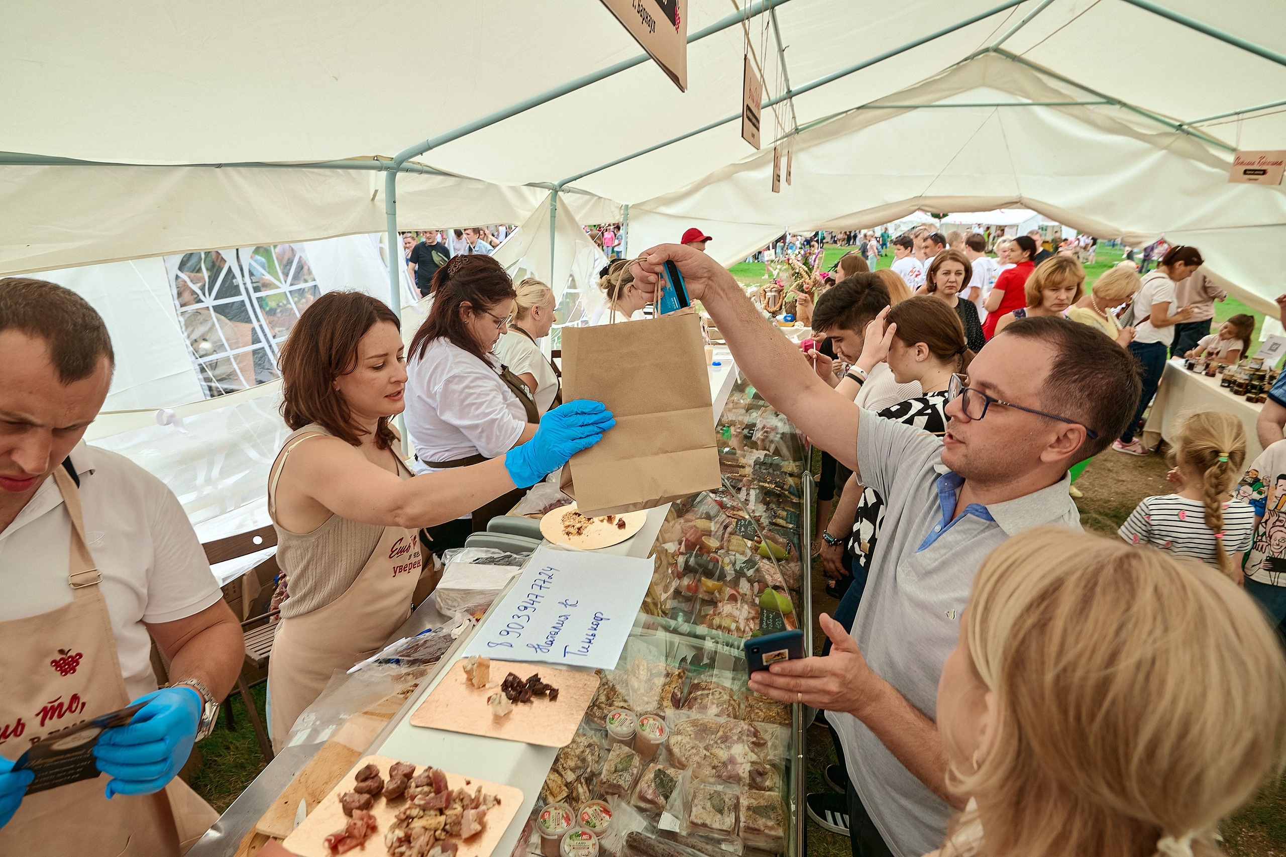 Портфолио репортажной фотосъёмки: эко-фестиваль "Калина-Малина". Фотограф Яковлев Роман — Красноярск