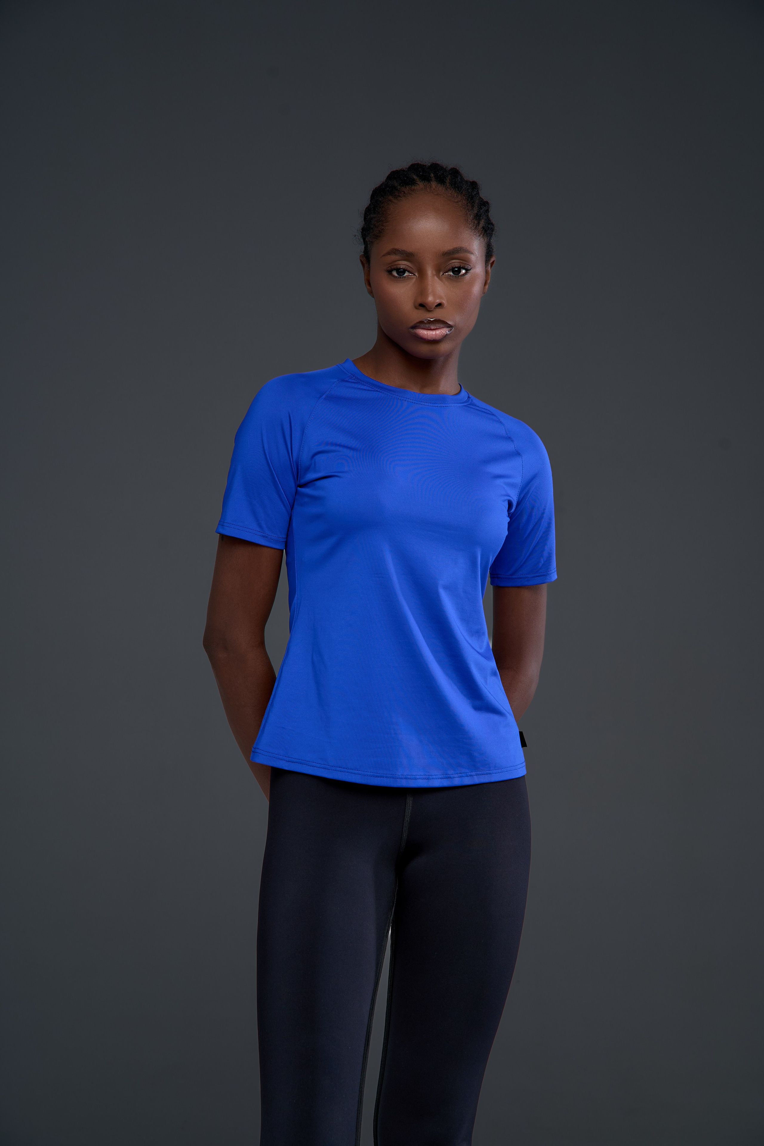 Спортивные футболки. Фотограф для маркетплейсов в Москве