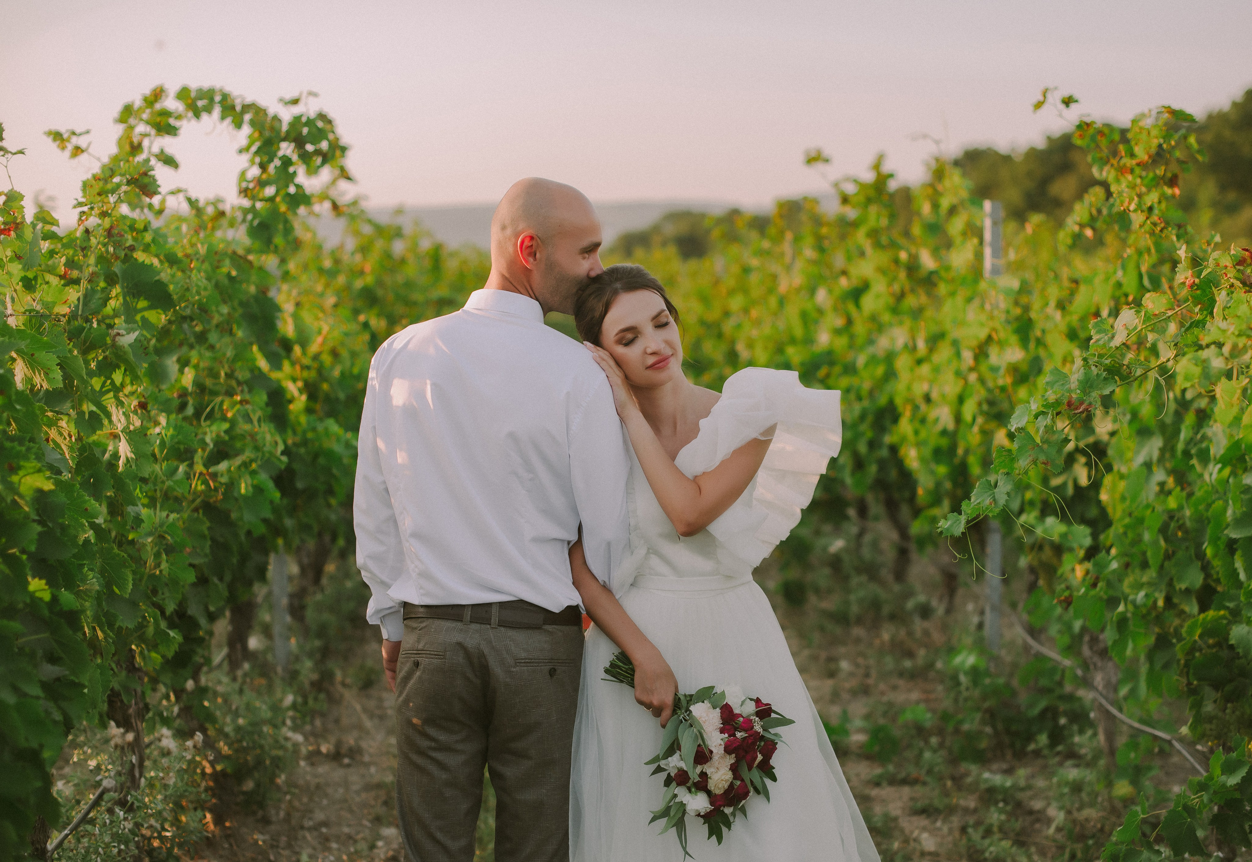 Влад и Настя (Виноделья Акчурина). Свадебный, женский, семейный фотограф в Севастополе Юлия Мошенко
