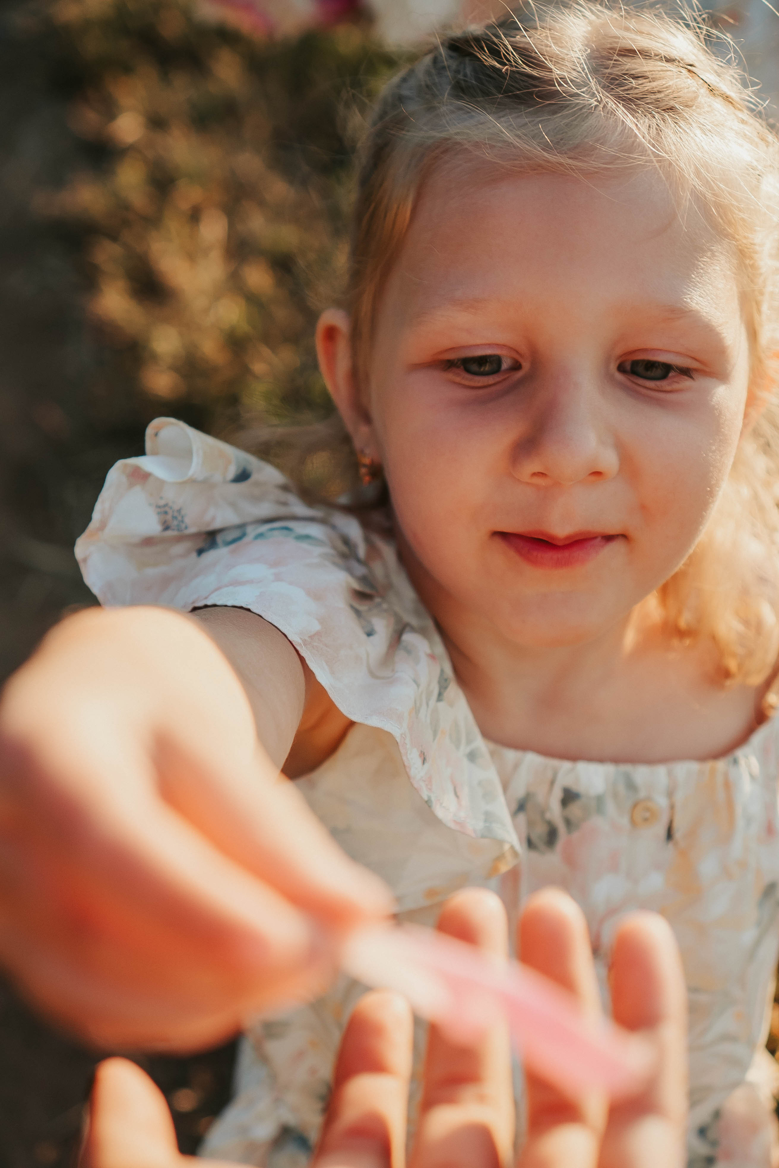 Очень солнечно