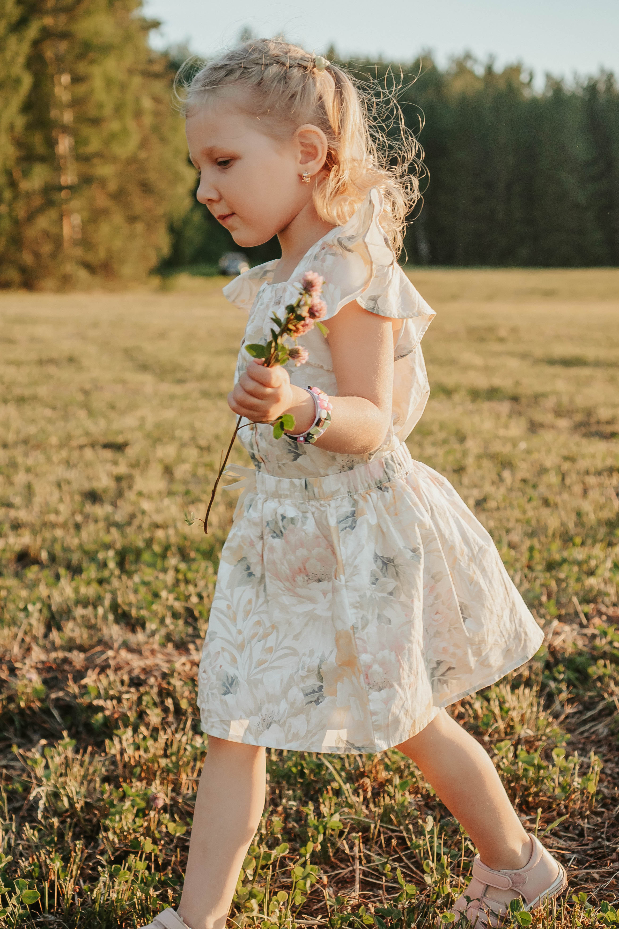 Очень солнечно