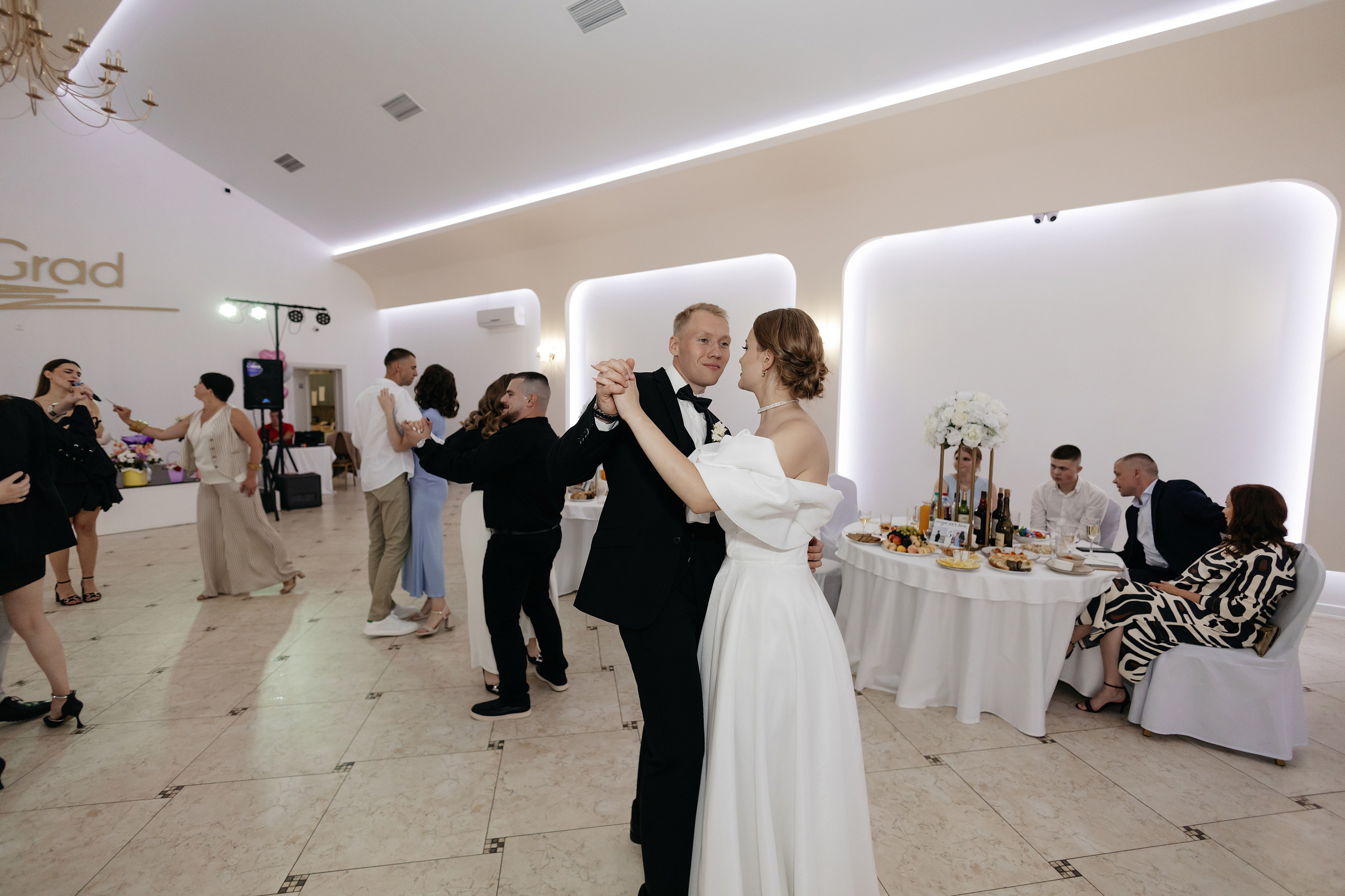 Валерия и Дмитрий. Свадебный фотограф в Пскове и Санкт-Петербурге | Анна Голикова