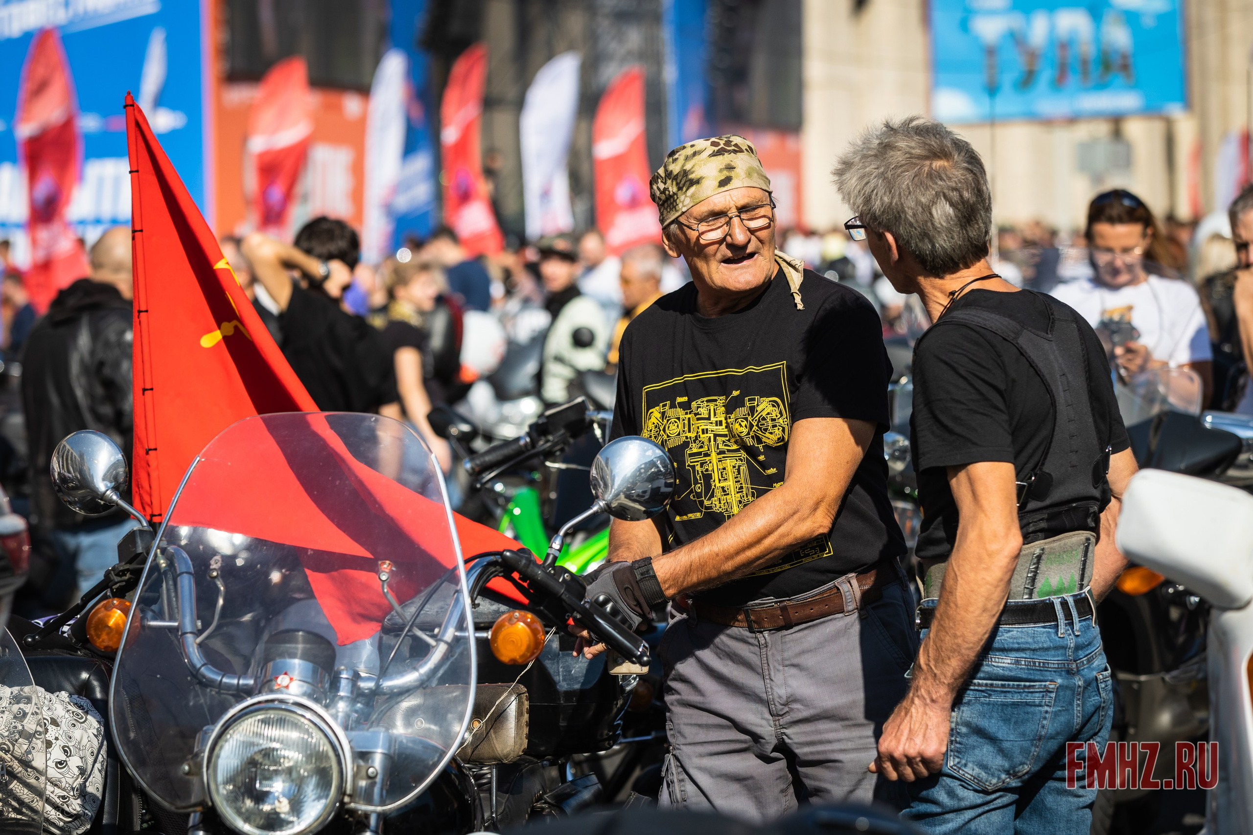 Закрытие Мотосезона 2023 на проспекте Академика Сахарова. Фотограф Владимир Охрименко