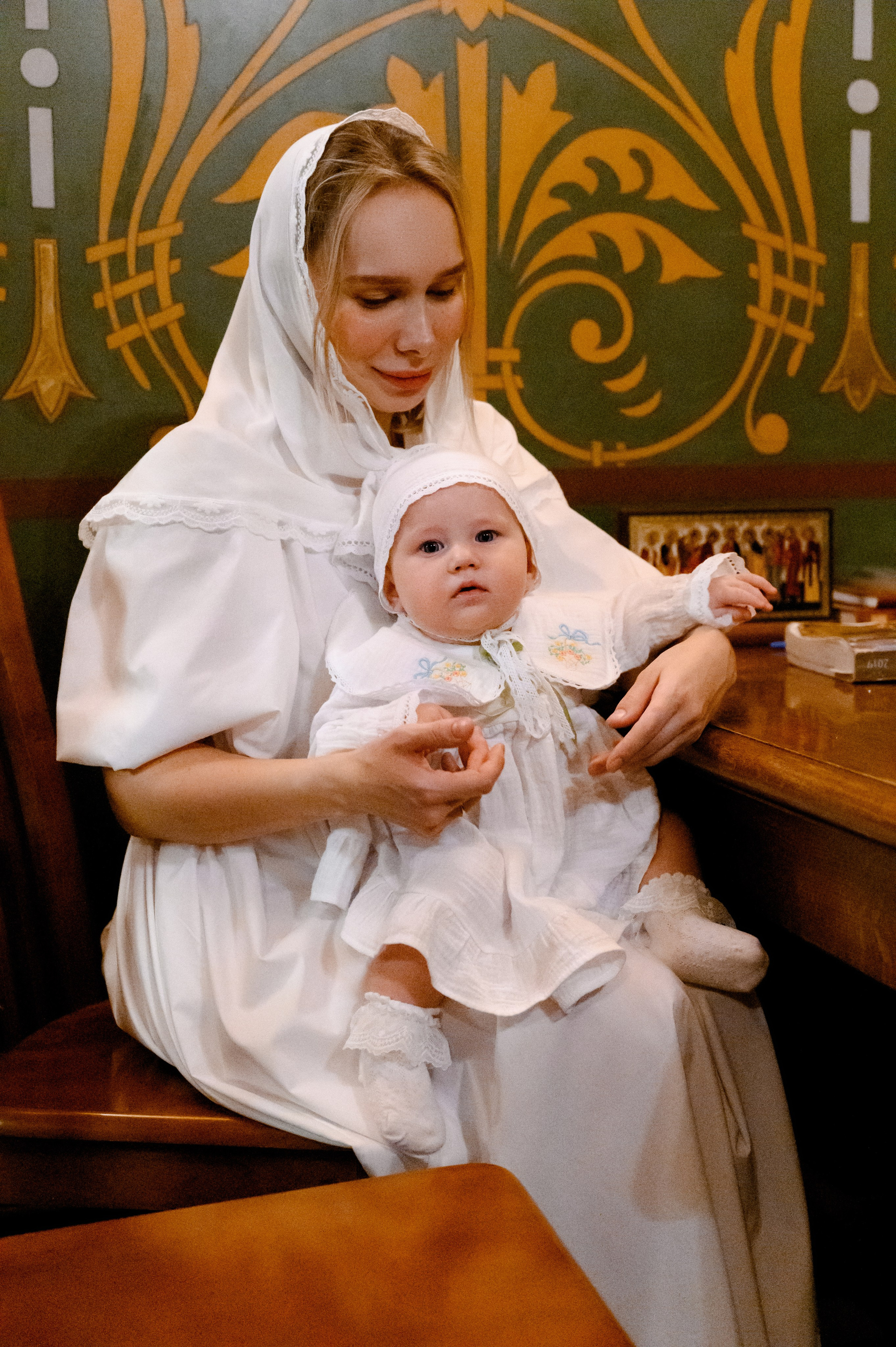 Церковь Успения Пресвятой Богородицы. Крещение Марьяны. Фотограф на роды СПБ Юлия Герасимова