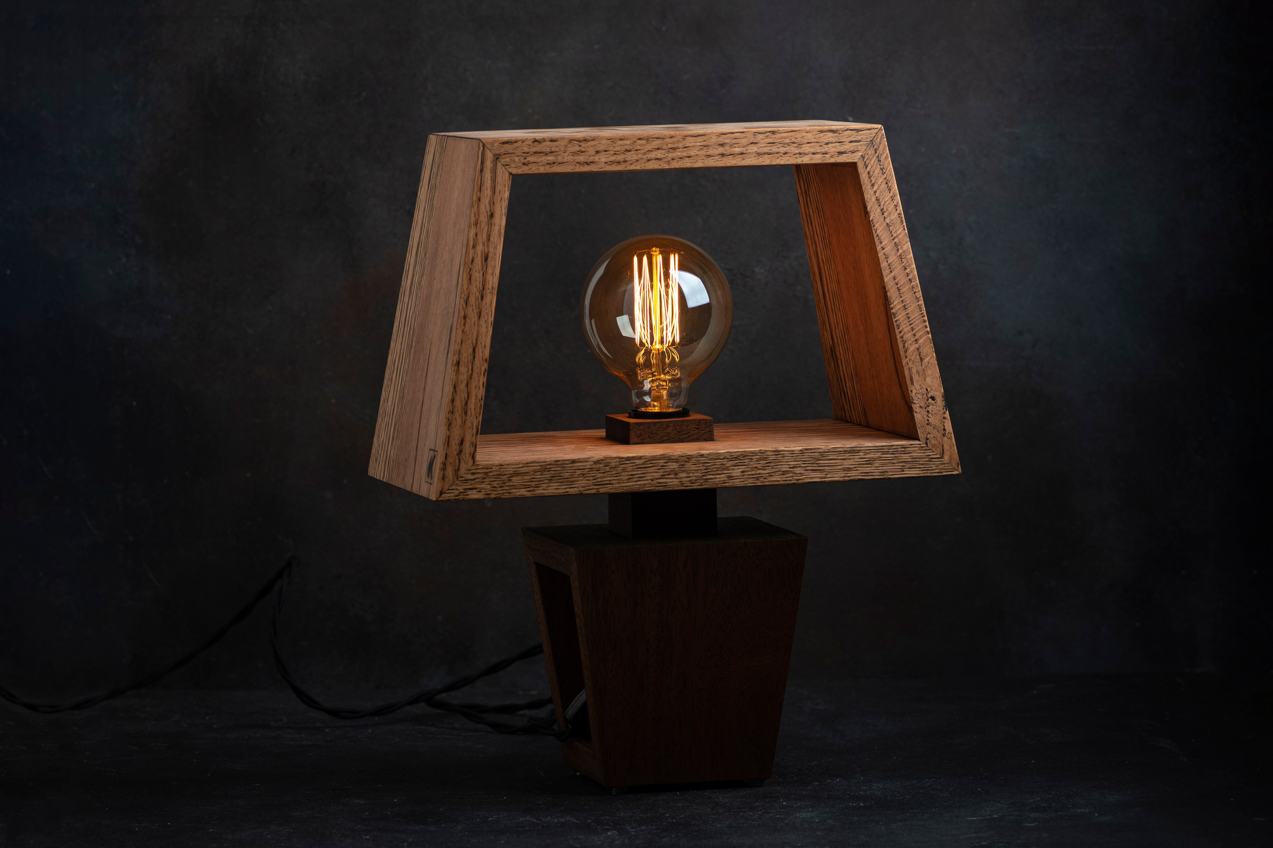 Деревянные светильники «К». Сандуца Мила — фотография со смыслом и душой