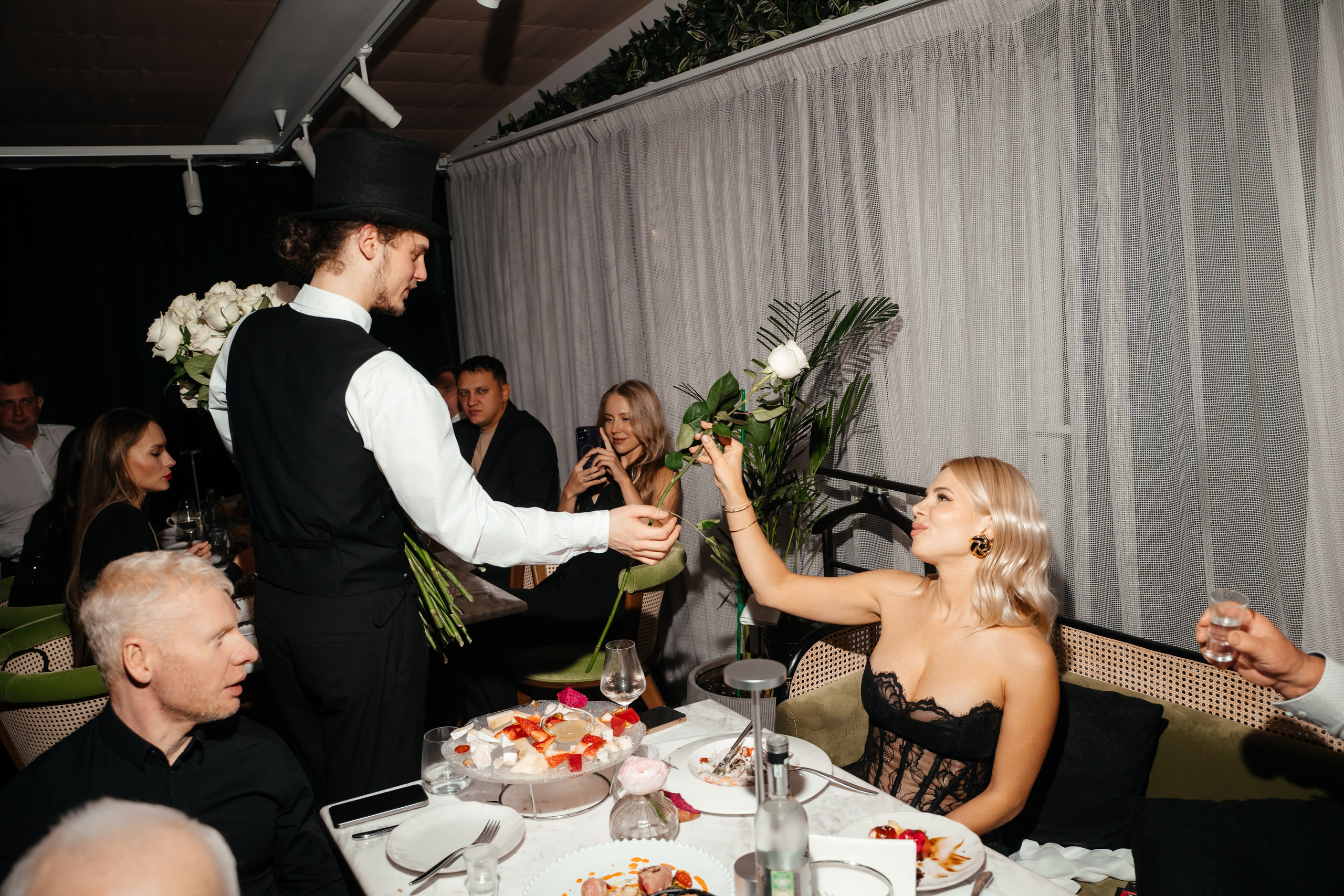 5 января (пятница). BENUAR Restaurant