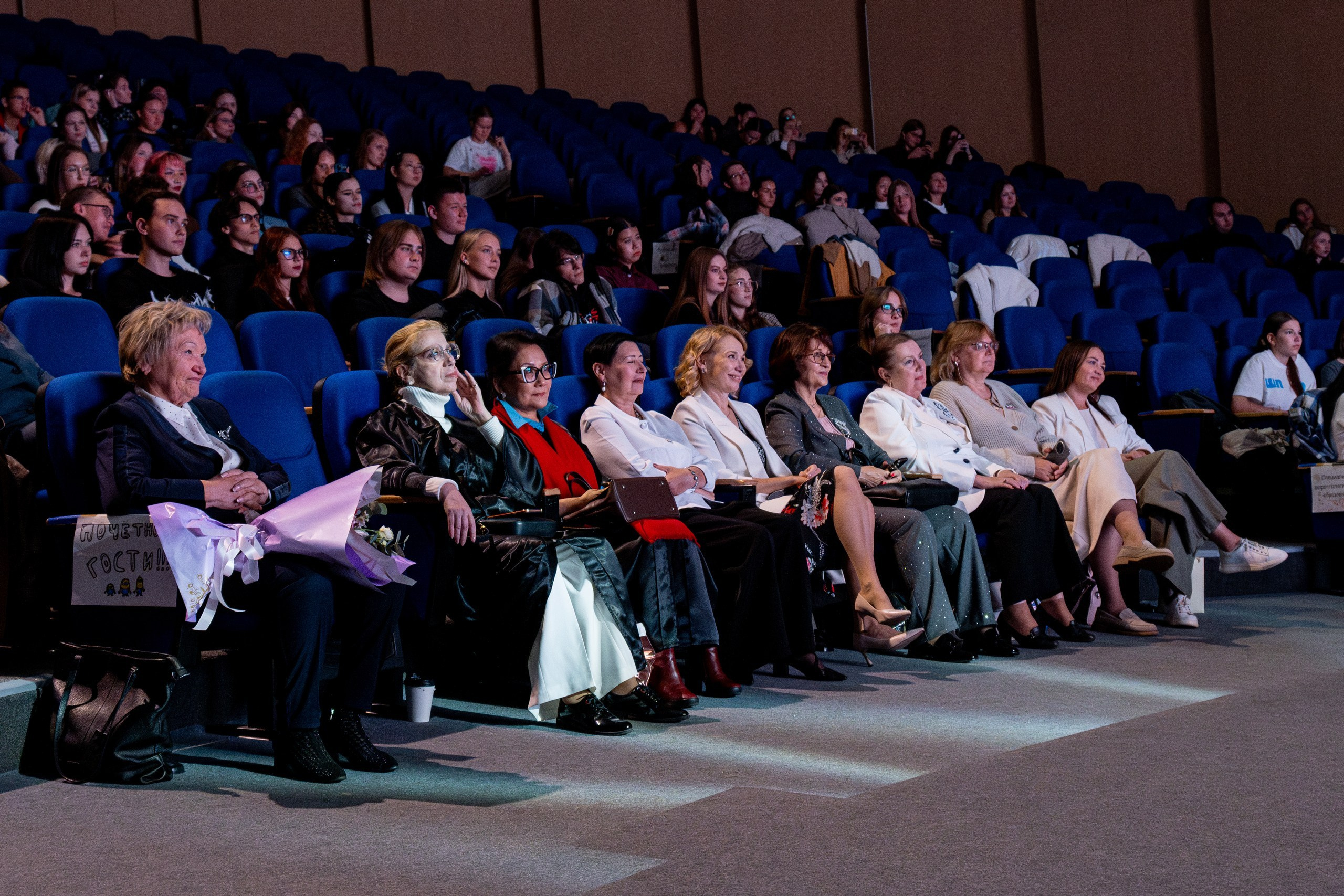 Посвящение в первокурсники ШП 2025. Репортажный и портретный фотограф во Владивостоке Денис Седов