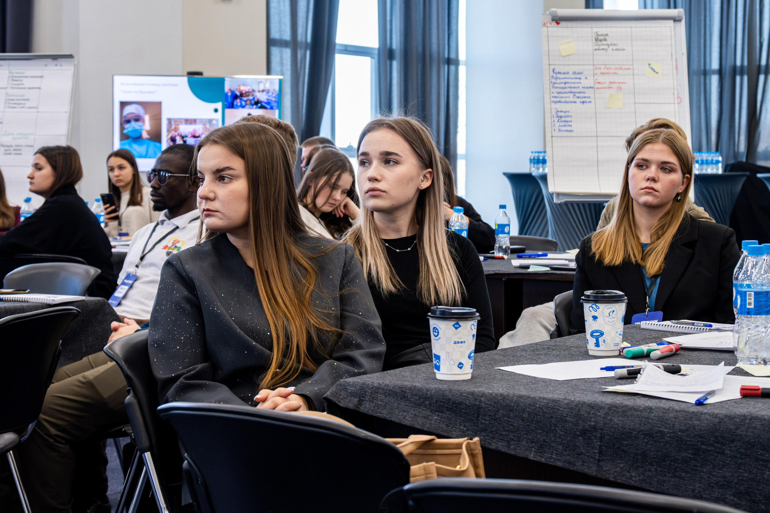 Окружной форум студенческих патриотических клубов. Репортажный и портретный фотограф во Владивостоке Денис Седов