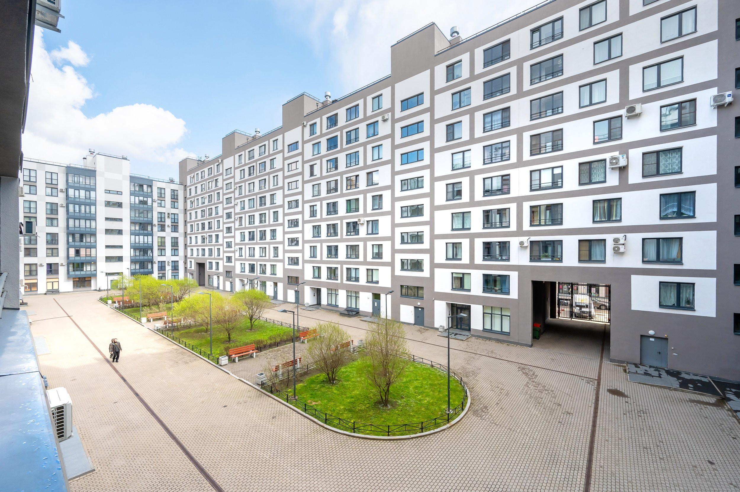 Квартира на продажу в Санкт-Петербурге. Интерьерный фотограф. Фото- видеосъемка недвижимости Санкт-Петербург