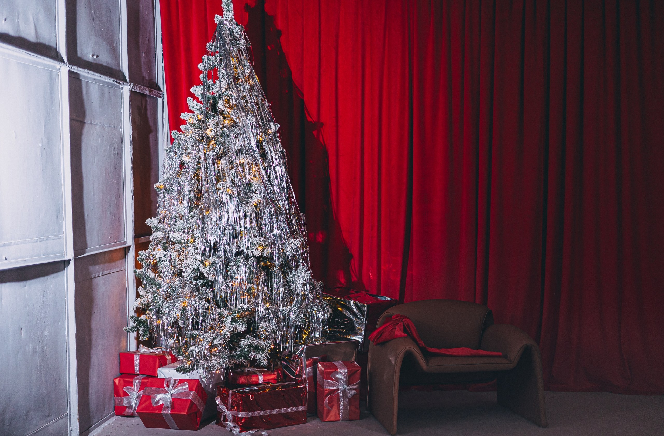 Новогодняя фотосессия в Туле. Портретный, семейный, свадебный фотограф. Бизнес, контент съёмка. Тула