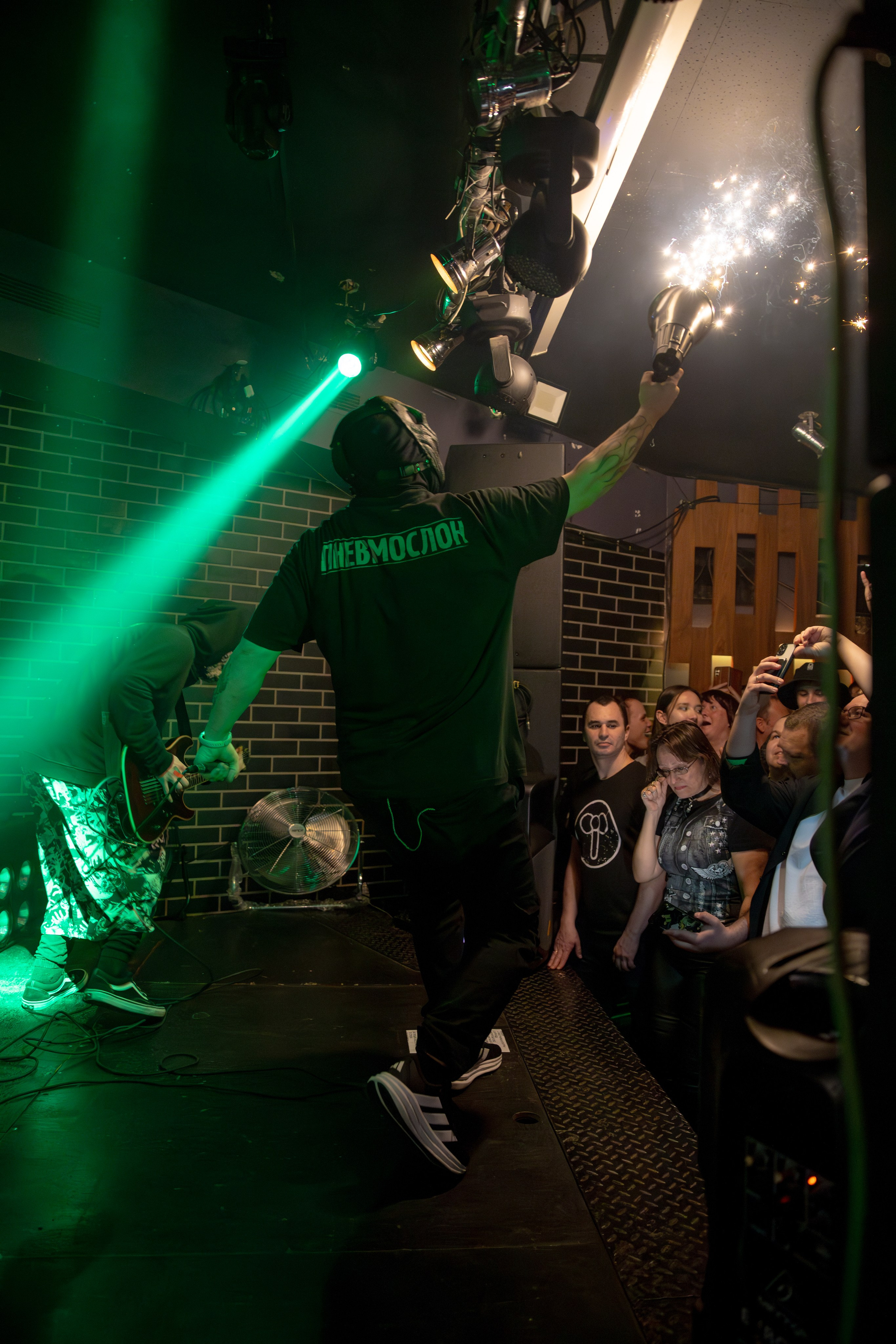 Концерт группы Работники культуры (Пневмослон). Фотограф в Волгограде Норченко Светлана