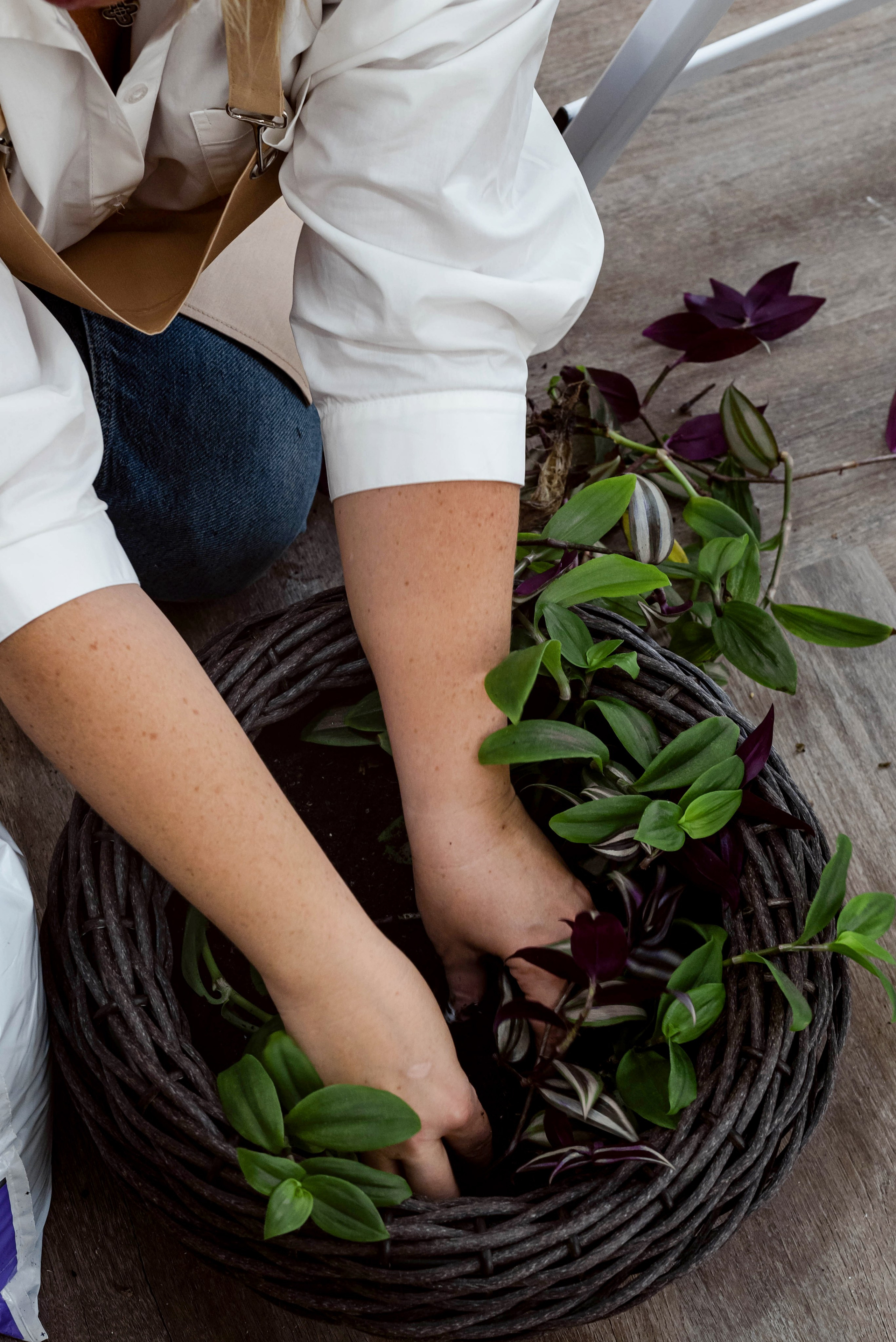 Зеленая душа с рисунком папоротника. Свадебный и семейный фотограф в Новосибирске, Санкт-Петербурге, Москве