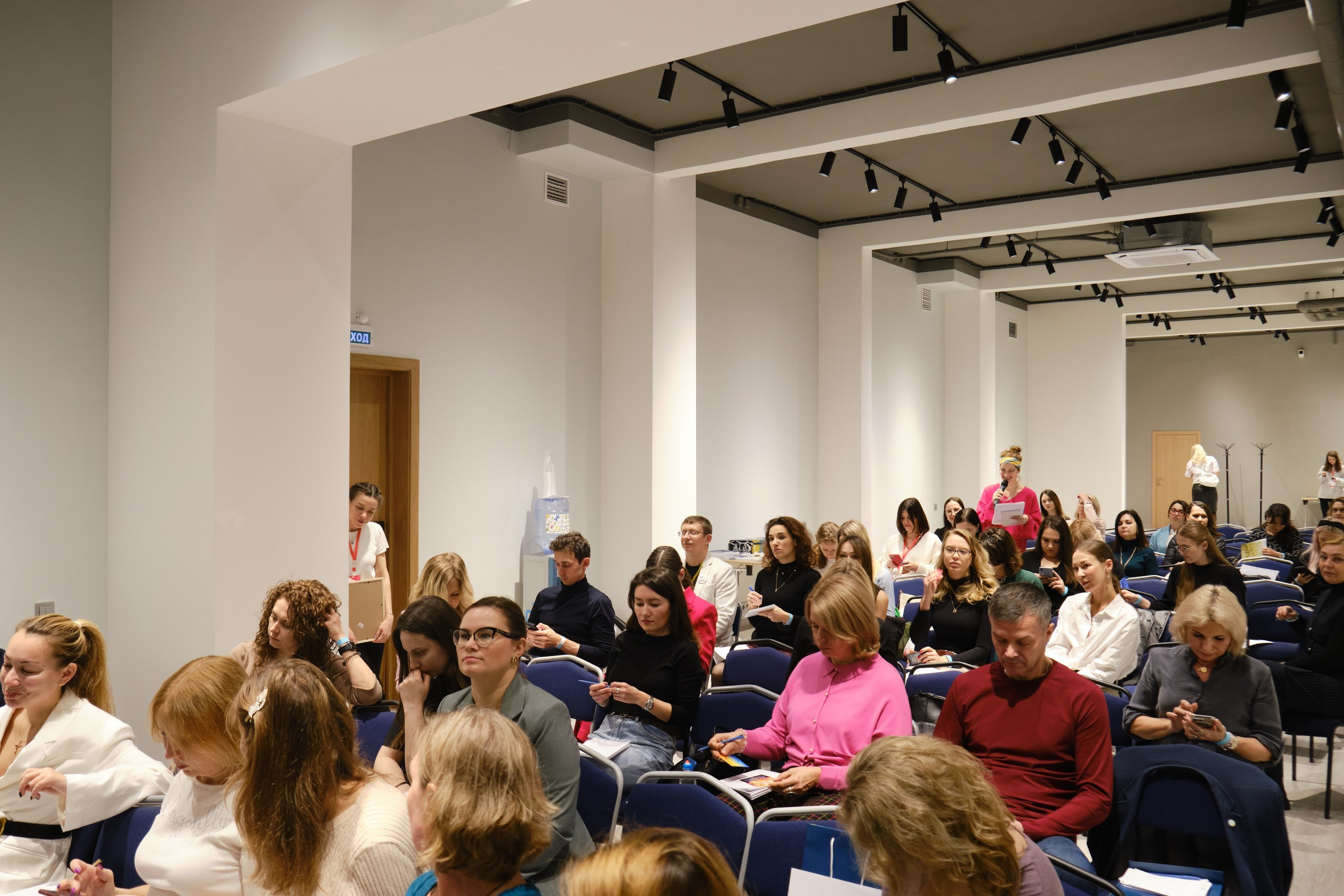 Международная академия образования. Репортажный фотограф в Москве Денис Тамко