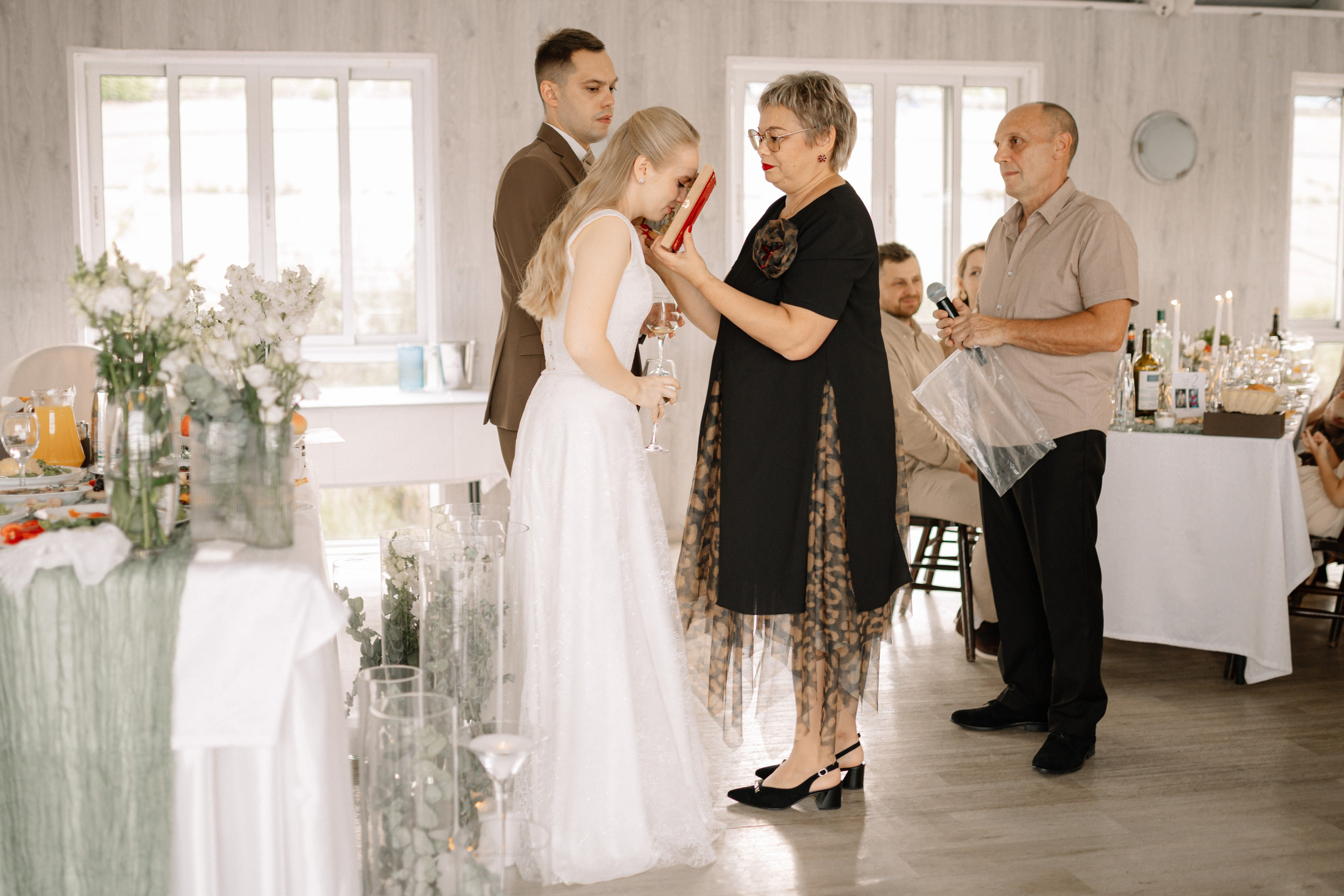 Алина и Денис (банкет). Фотограф Александра Кузнецова