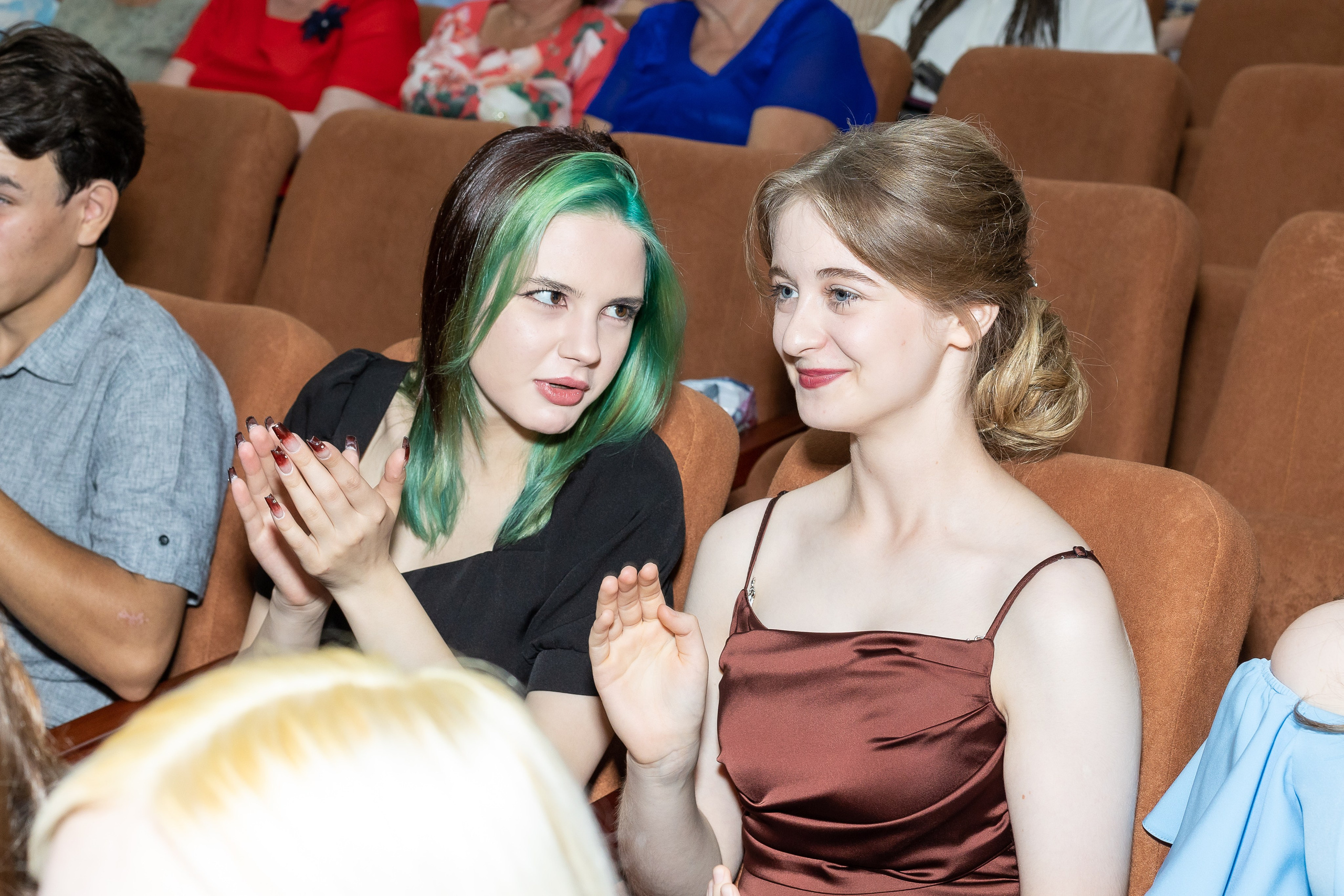 Вручение аттестата 2025. Выпускные альбомы Майкоп, Краснодар Елена Золотарева