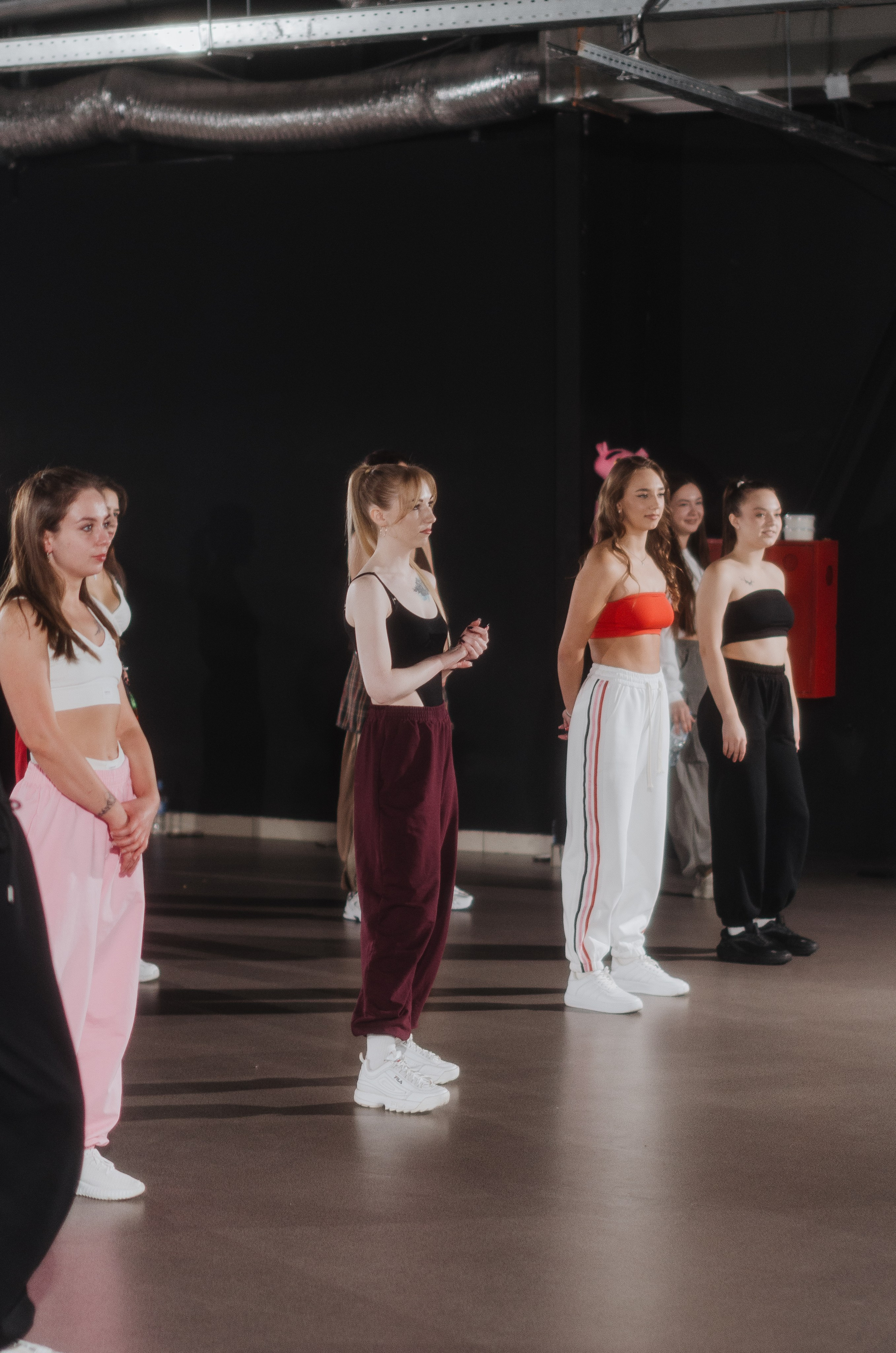 Мастер-классы по High Heels/Girly hip-hop от Оксаны ATTA. Денисова Аля — фотограф для парных съемок и индивидуальных историй в Барнауле