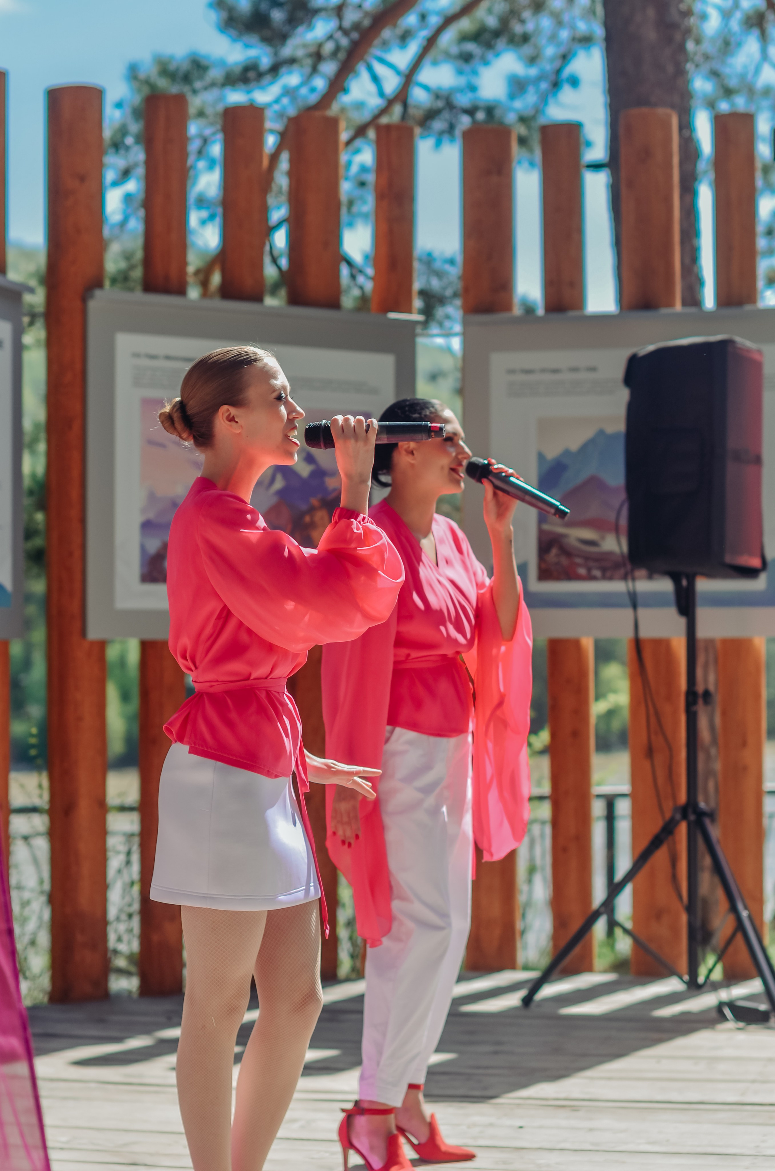 Фестиваль «Цветение Маральника на Алтае 2025». Фоторепортаж. Денисова Аля — фотограф для парных съемок и индивидуальных историй в Барнауле