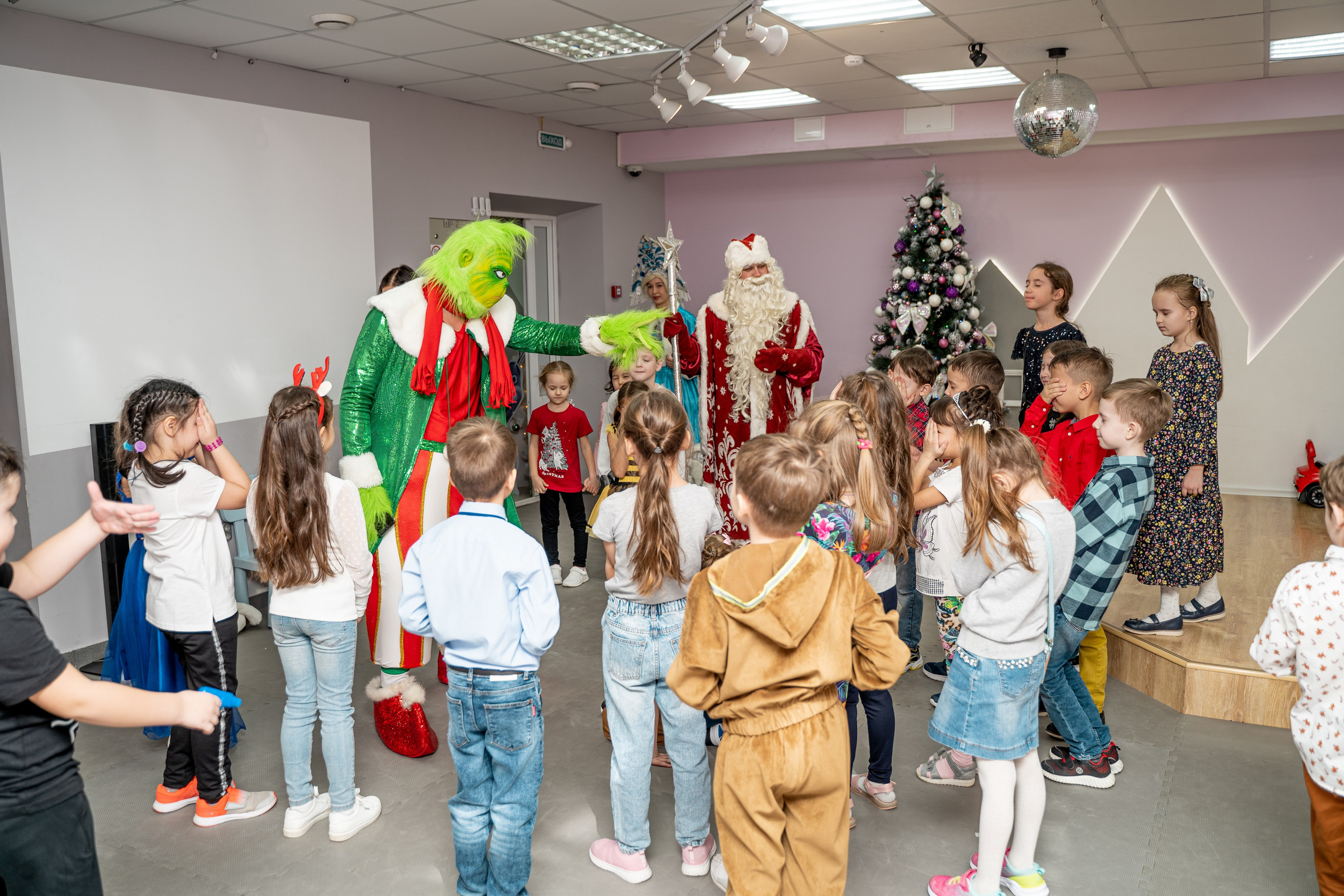1 гимназия Новогодний утренник. Свадебный и репортажный фотограф в Уфе| Осетрова Ольга