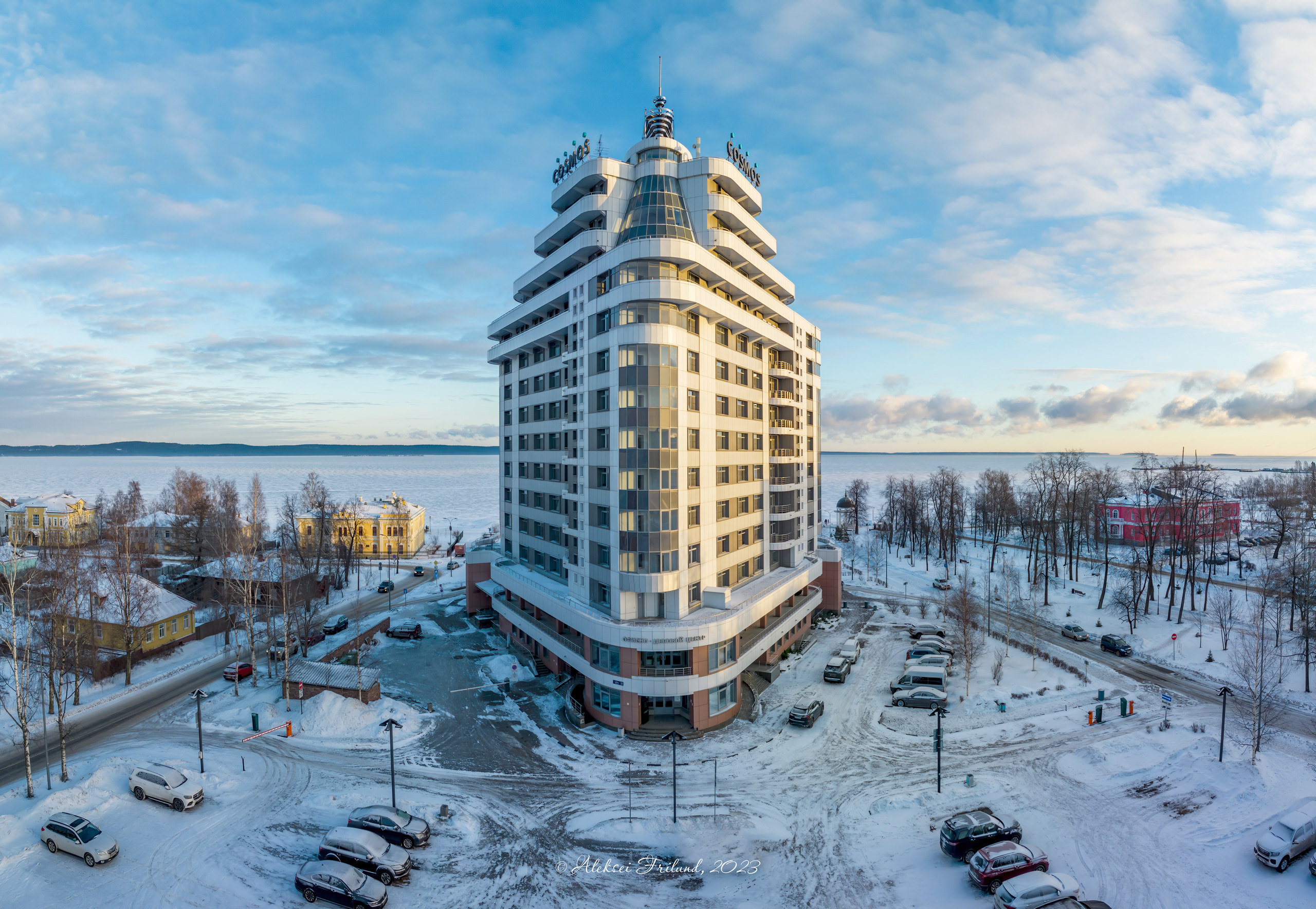 Гостиница Cosmos. Аэросъемка. Фото и Видео в Карелии. Алексей Фрилунд