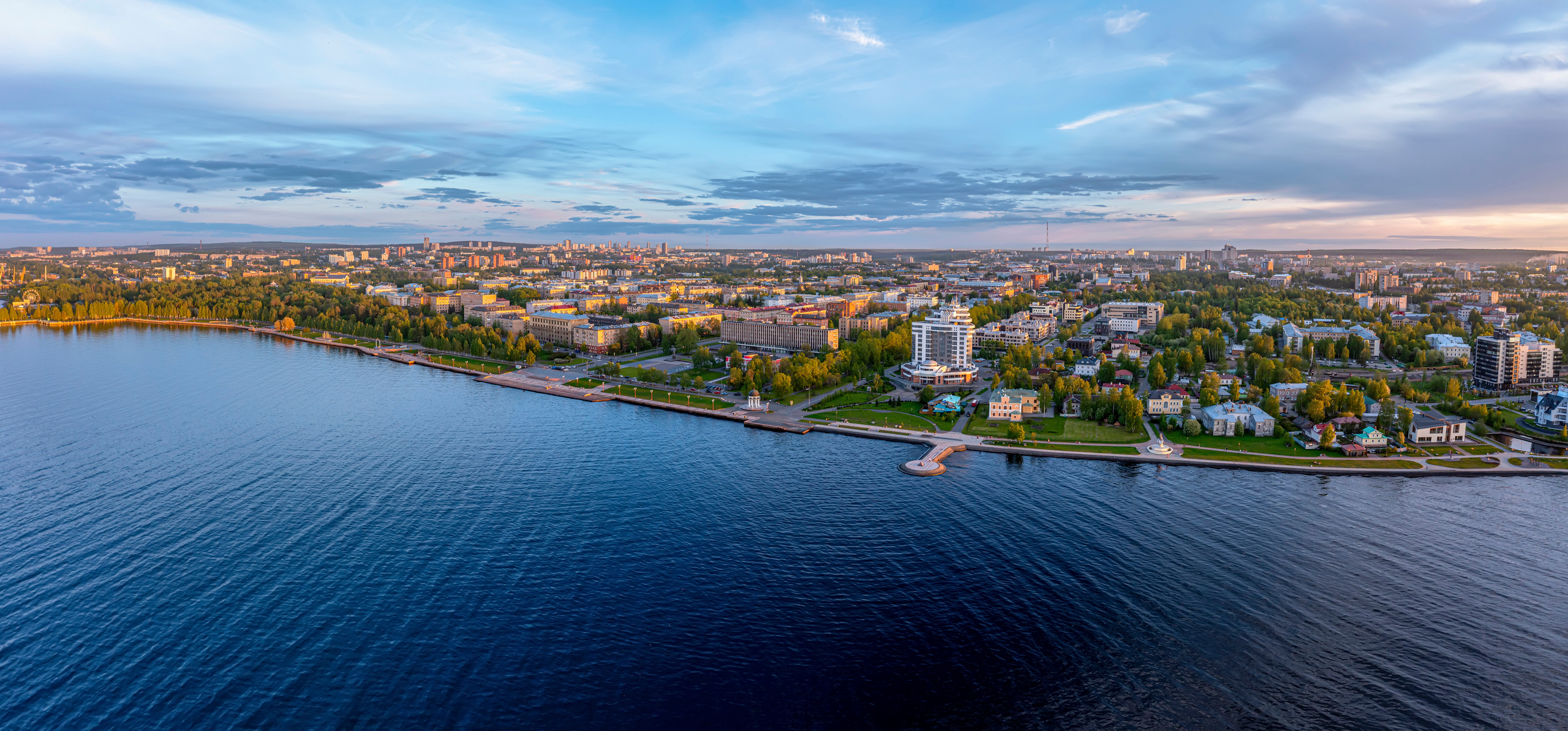 Набережная. Аэросъемка. Фото и Видео в Карелии. Алексей Фрилунд