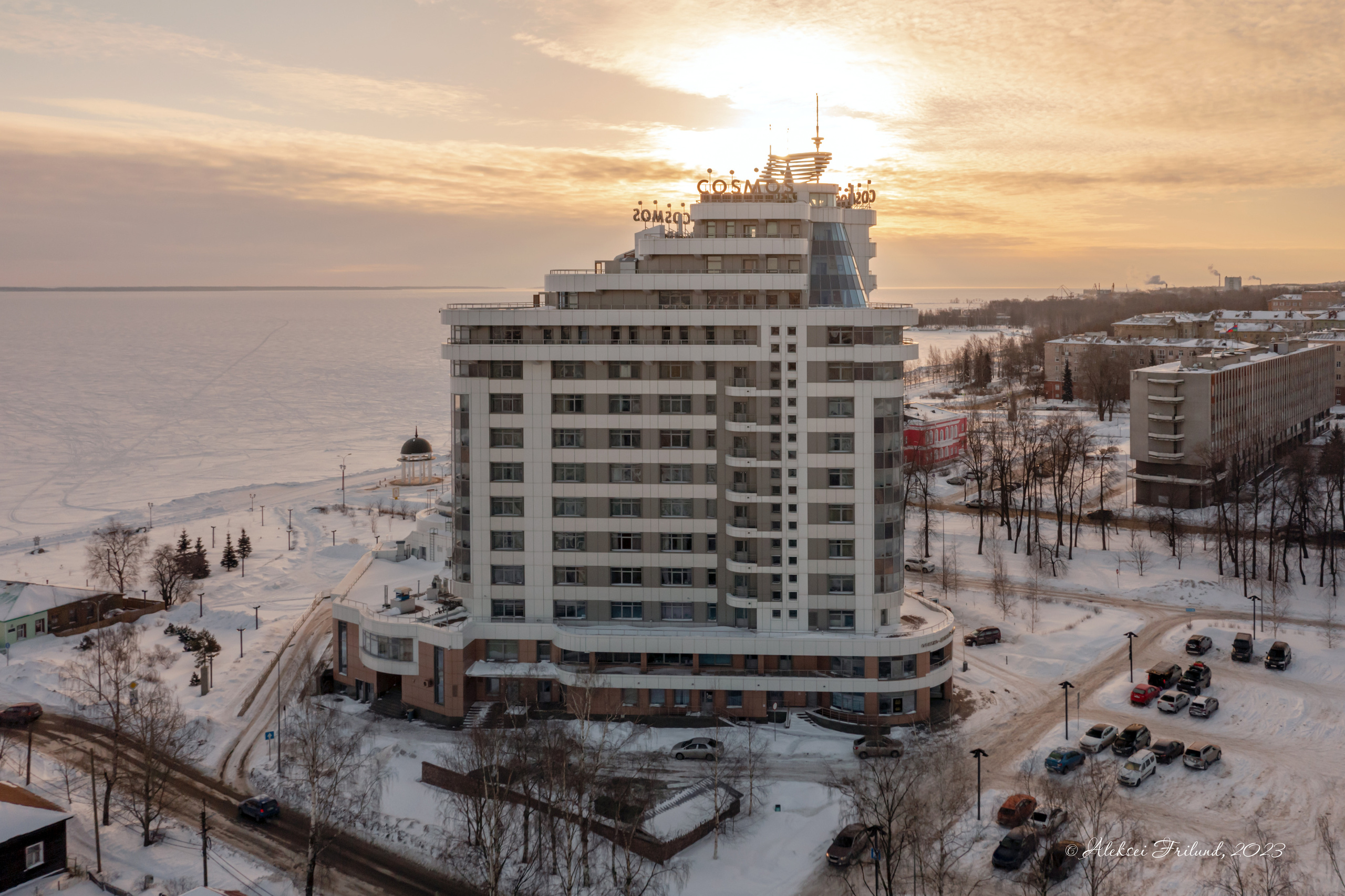 Гостиница Cosmos. Аэросъемка. Фото и Видео в Карелии. Алексей Фрилунд