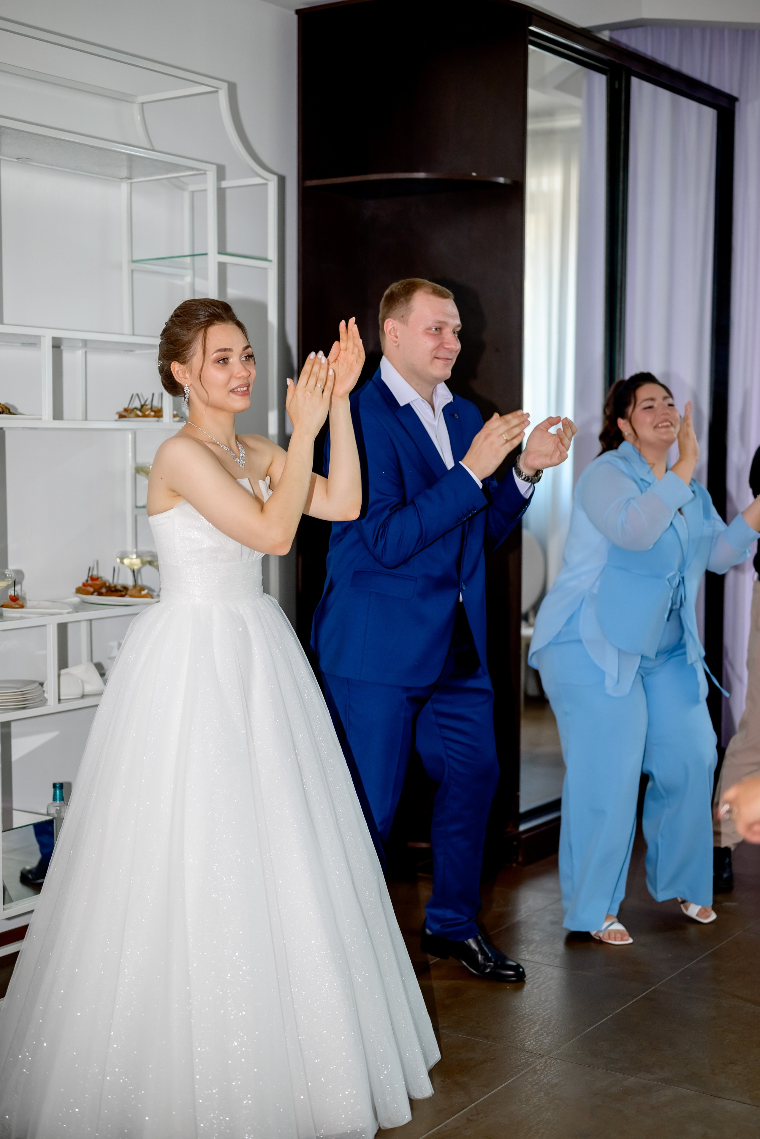 Банкетная часть. Юлия Басня семейный и свадебный фотограф в Донецке