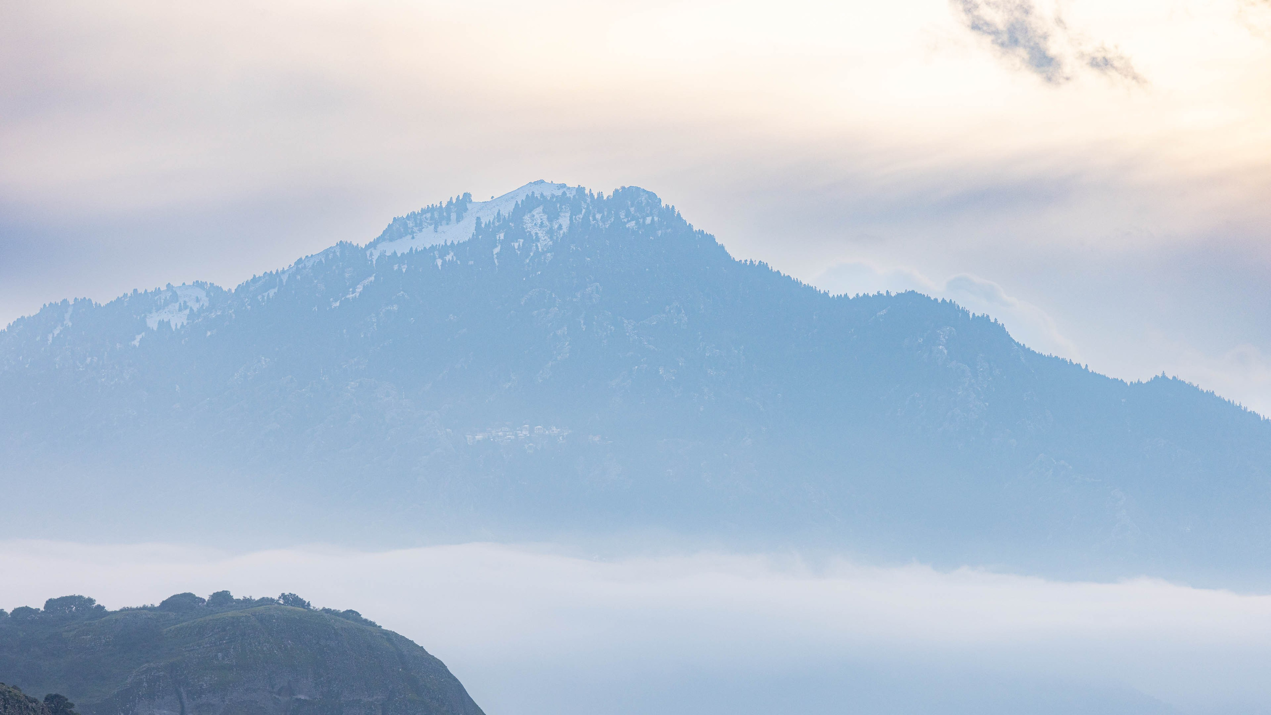 2025 0 2. Греция, Метеоры — Турция, Стамбул. Фотографии