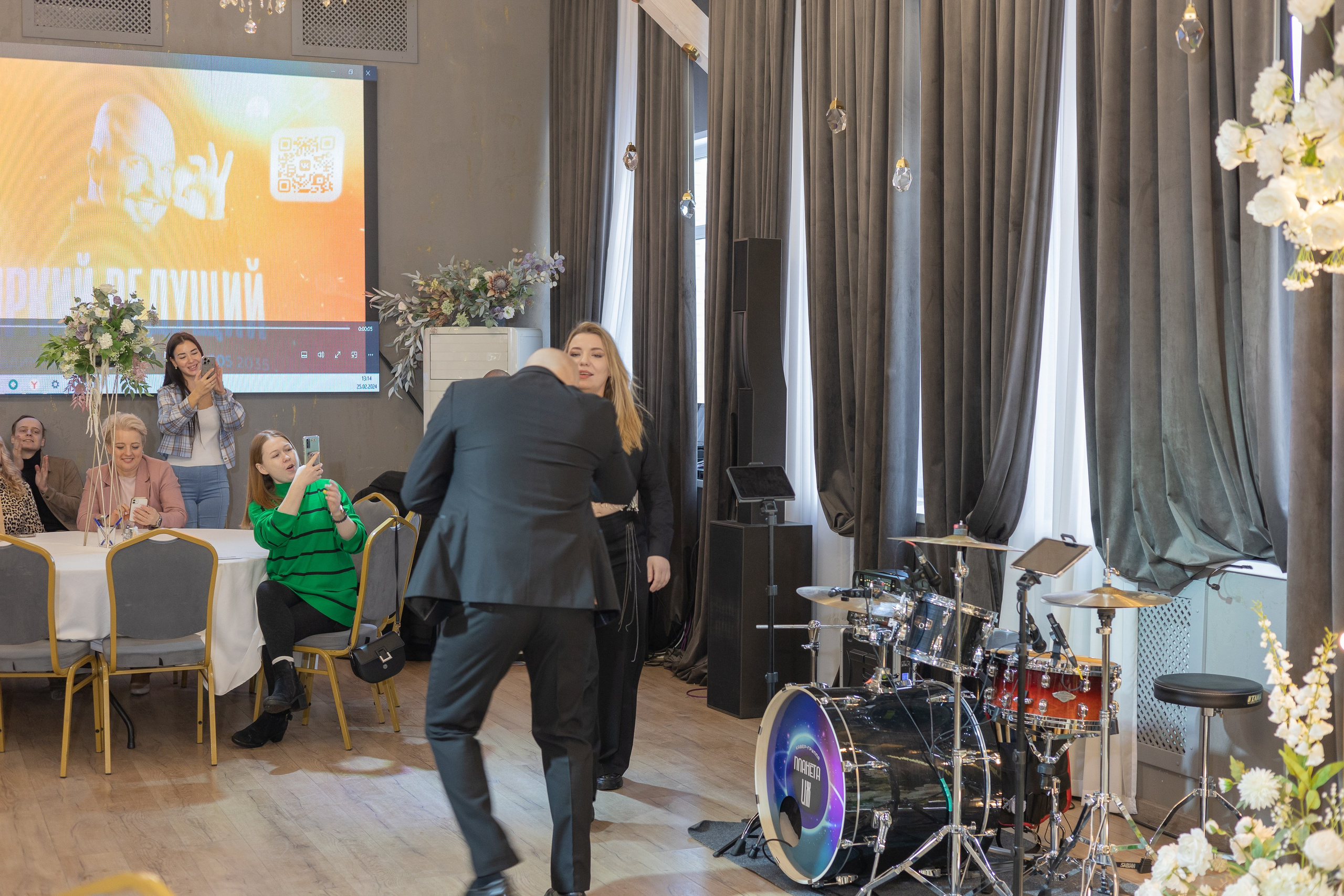 Свадебное чаепитие для молодоженов