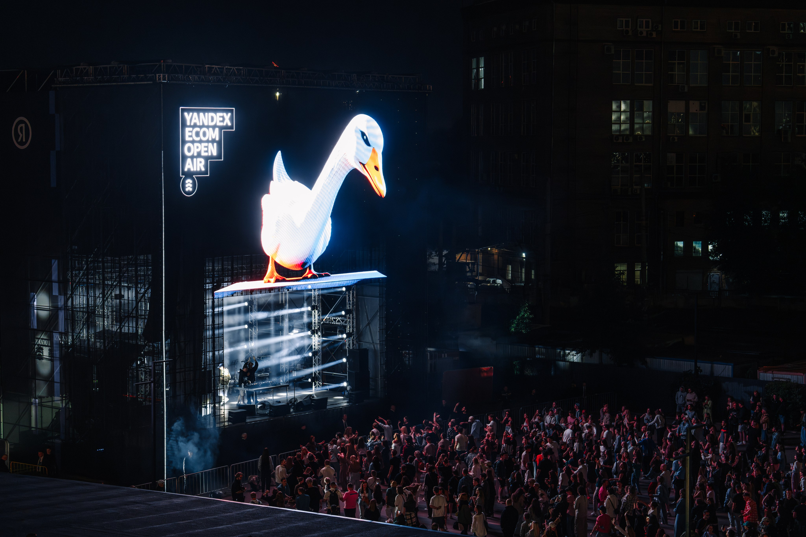 YANDEX ECOM STAGE, FORMATE. @tomrus: Рустам Шагиморданов — фотограф