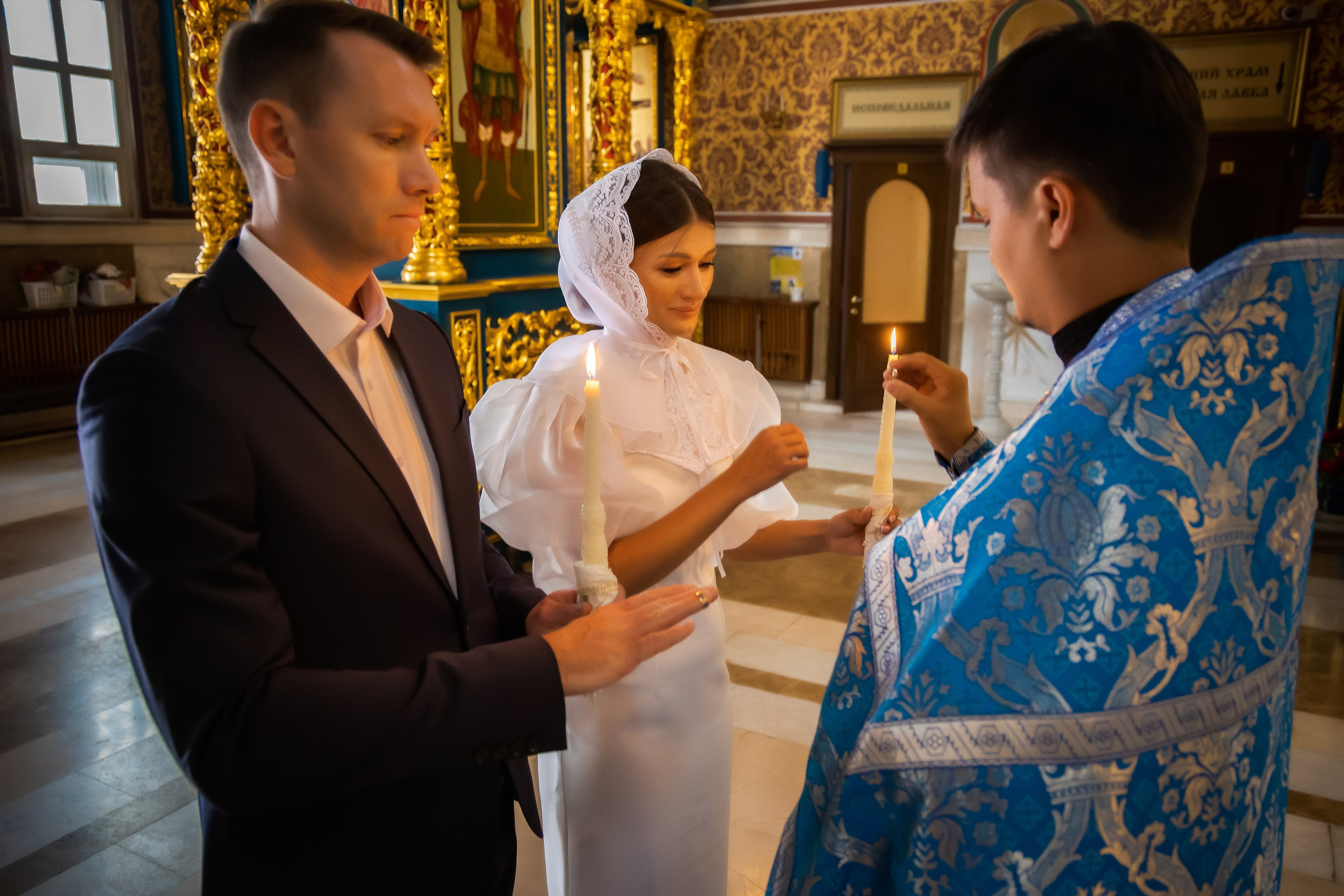 В Храме. Семейный и Свадебный фотограф в Астане Александр Астапов