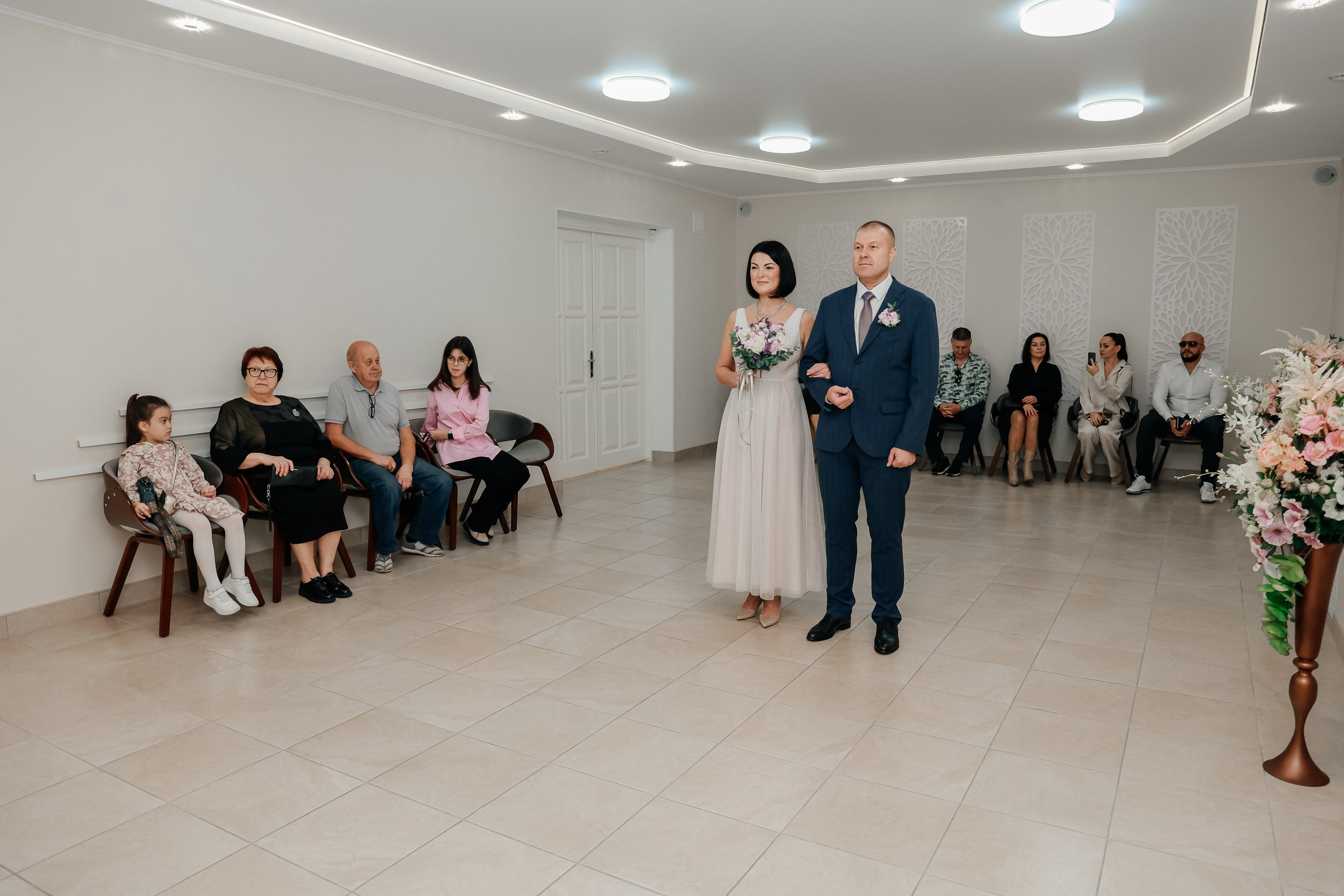 Евгений и Евгения Регистрация и прогулка. Фотограф Юлия Мальцева