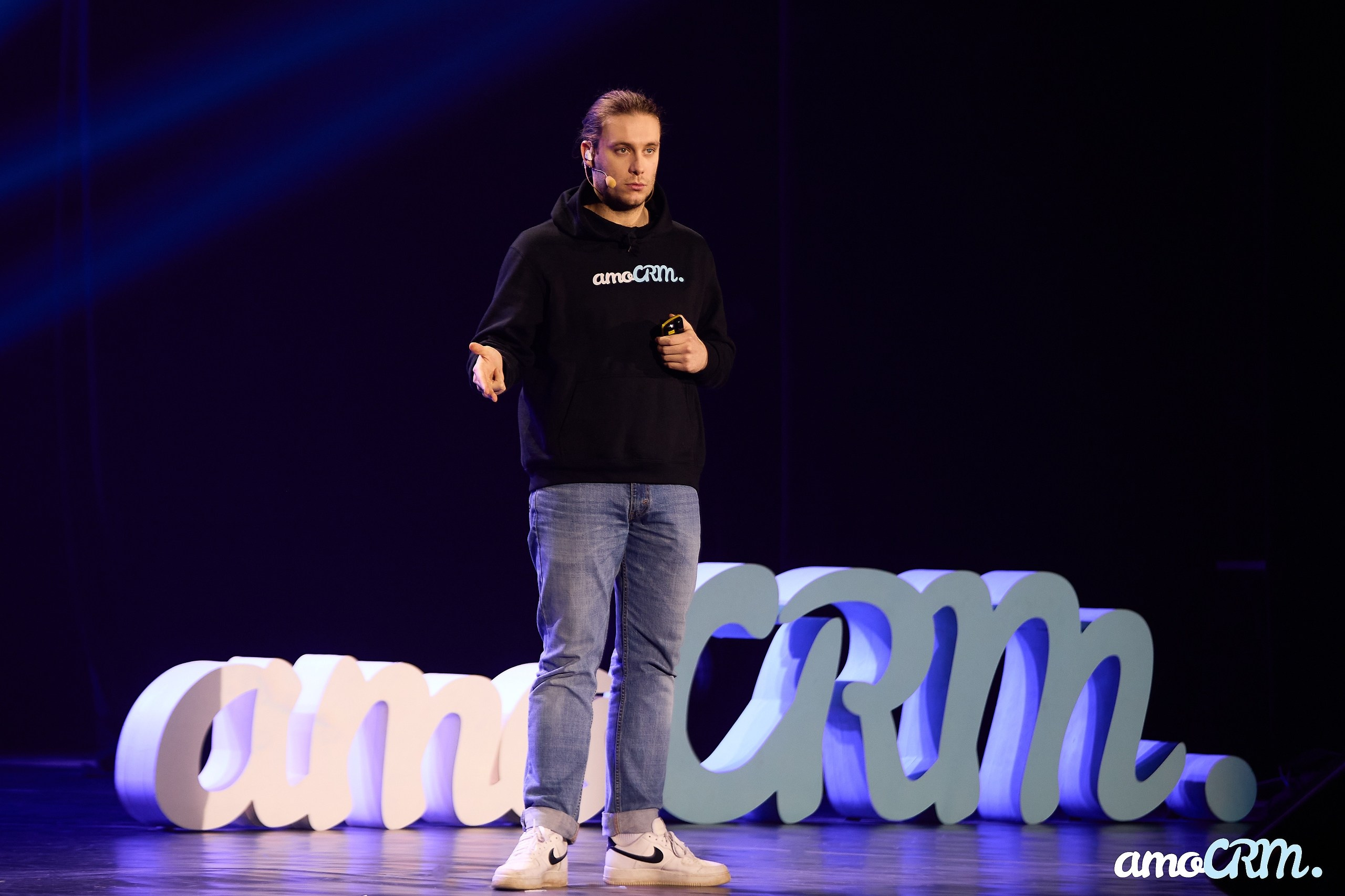 CRM Days от AmoCRM. Фотограф Валерий Сабрам