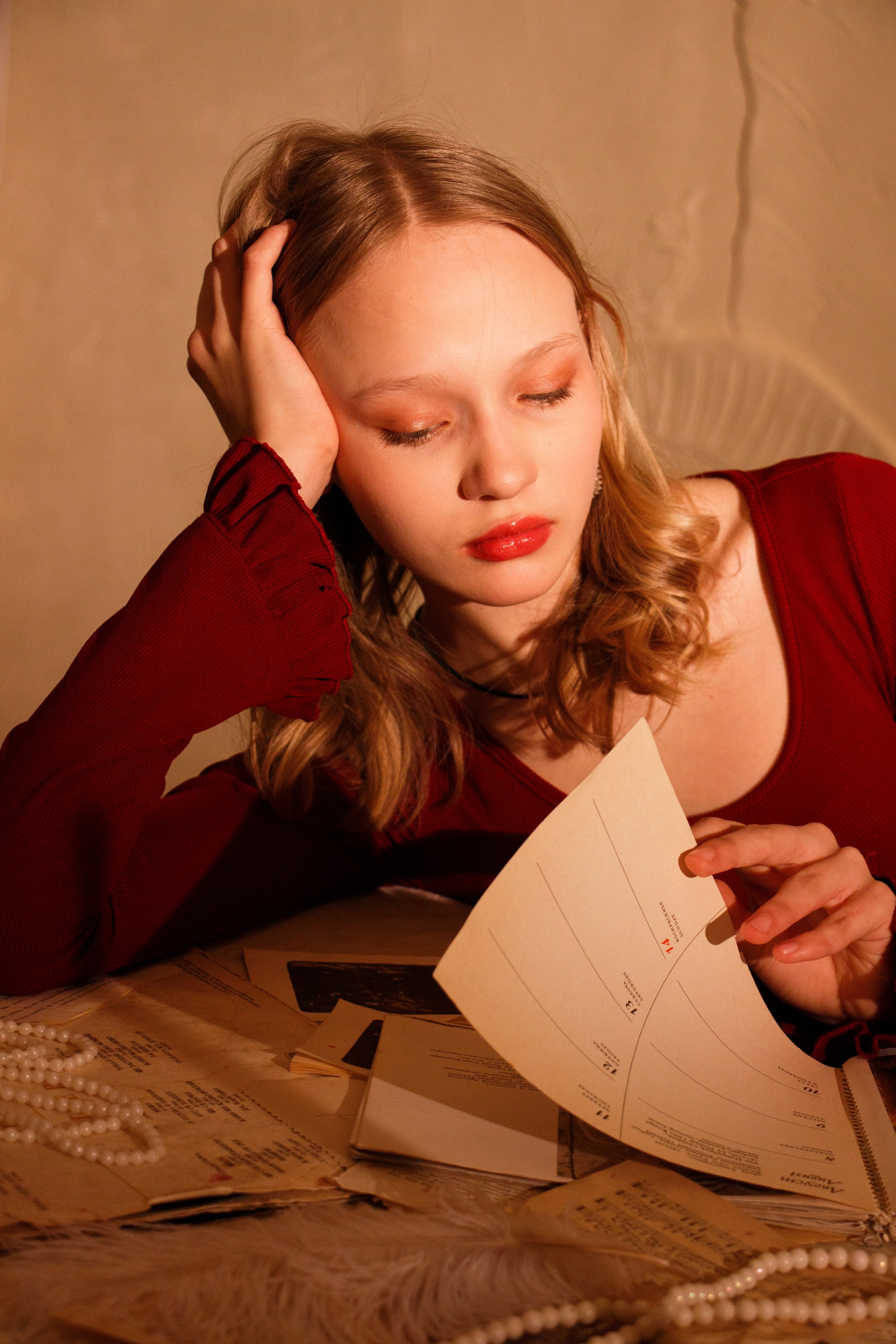 Нелли. Главная