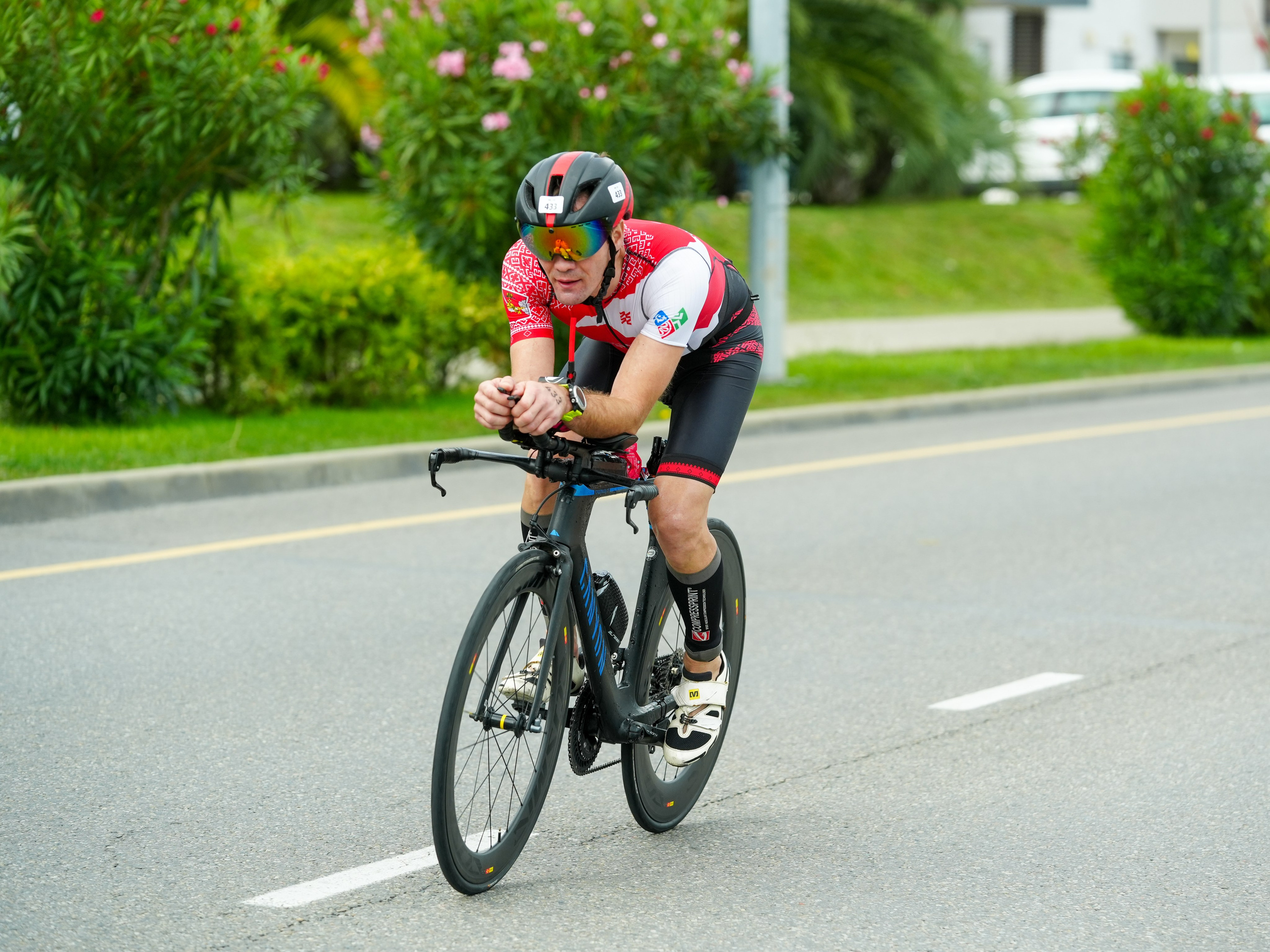 Фотоотчет партнерской интеграции для компании TELE2 на фестивале Ironstar. Репортажный фотограф в Красной Поляне и Сочи Павлюченко Екатерина