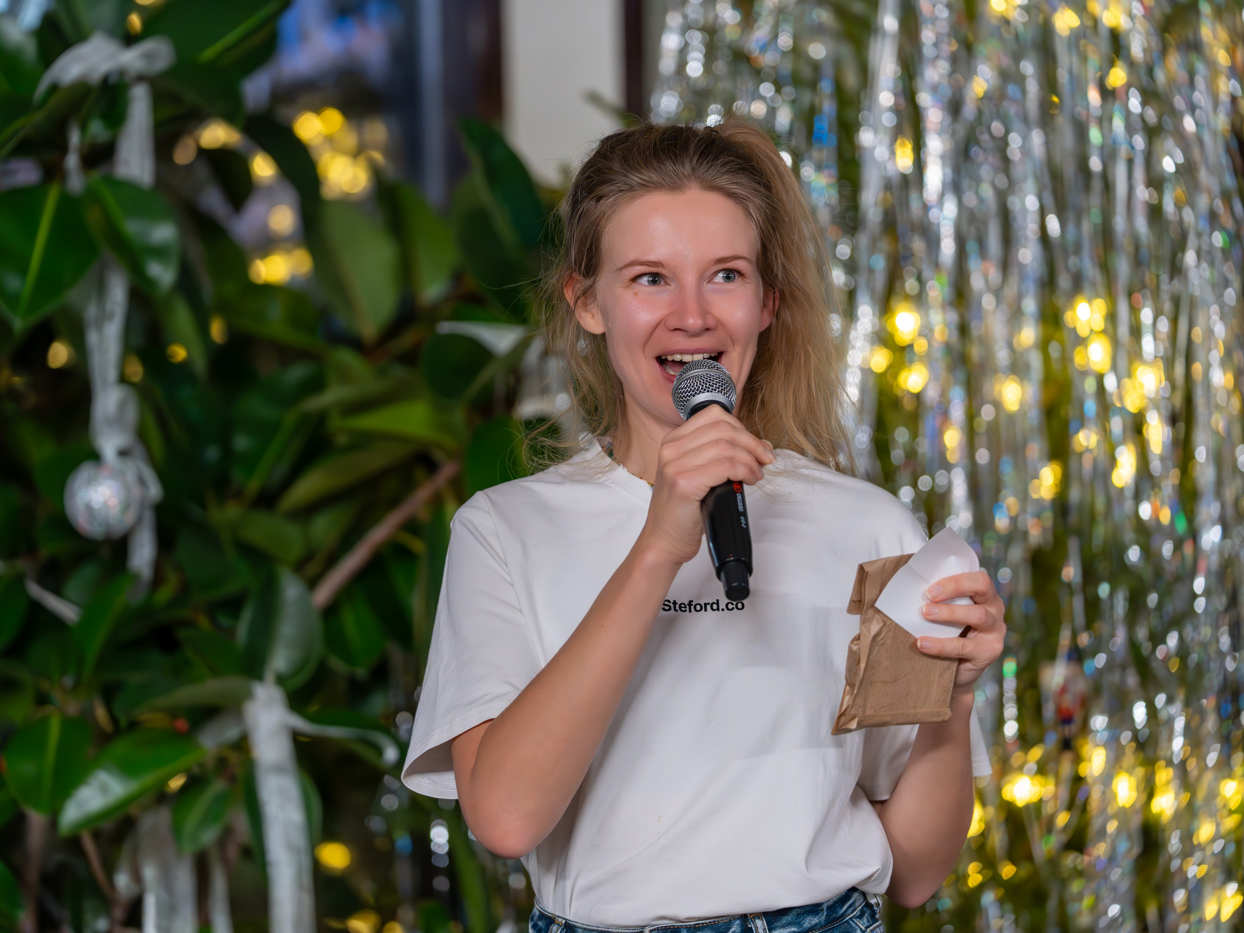 Предновогодняя встреча в пространстве Steford Hub. Репортажный фотограф в Красной Поляне и Сочи Павлюченко Екатерина