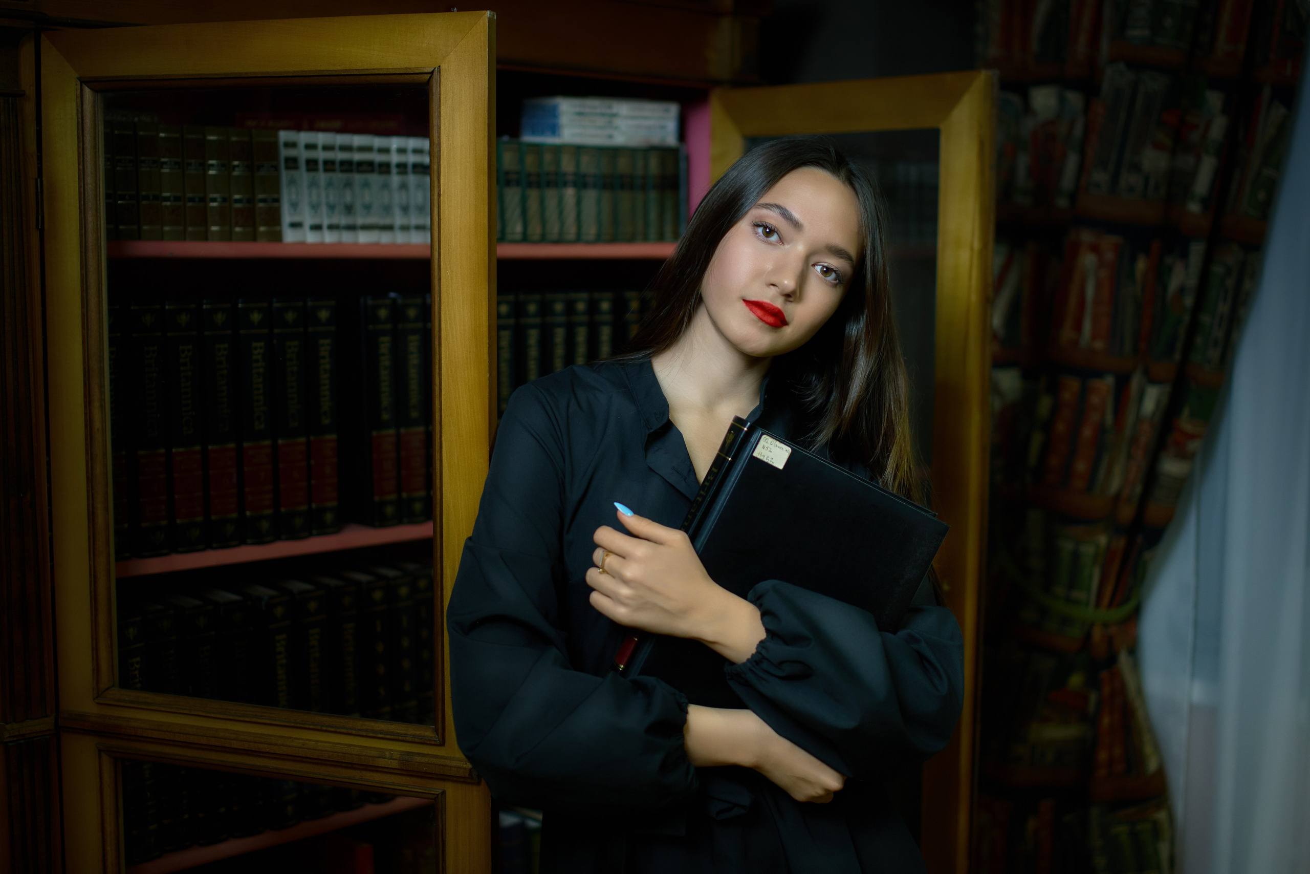 Фотосессия библиотека. Владимир Суздалов (ProMaXe) — Портретный фотограф, тематические фотосессии в Чебоксарах