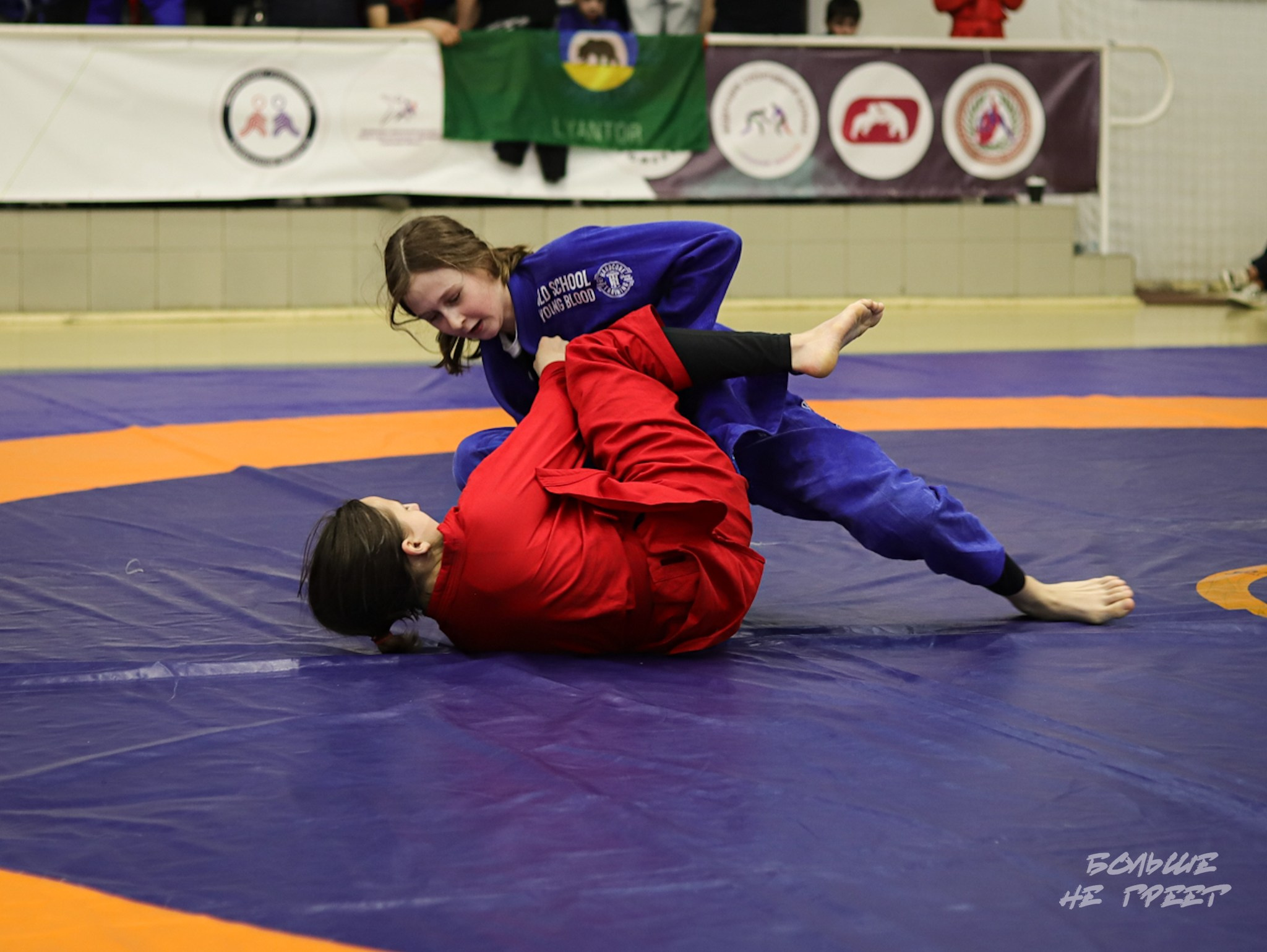 ПЕРВЕНСТВО УРФО ПО СПОРТИВНОЙ БОРЬБЕ ГРЭППЛИНГ И ГРЭППЛИНГ-ГИ. Больше не греет