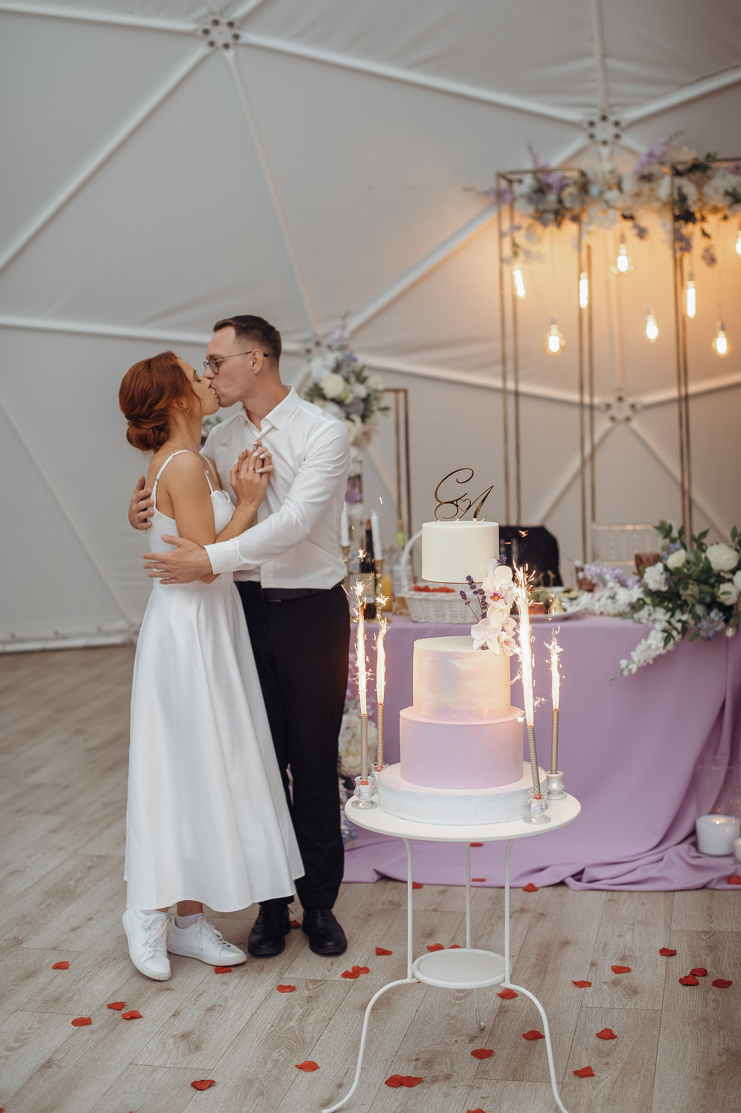 Семейный и дружелюбный свадебный день Людмилы и Сергея. Свадебный фотограф в Ярославле Денис Медоваров