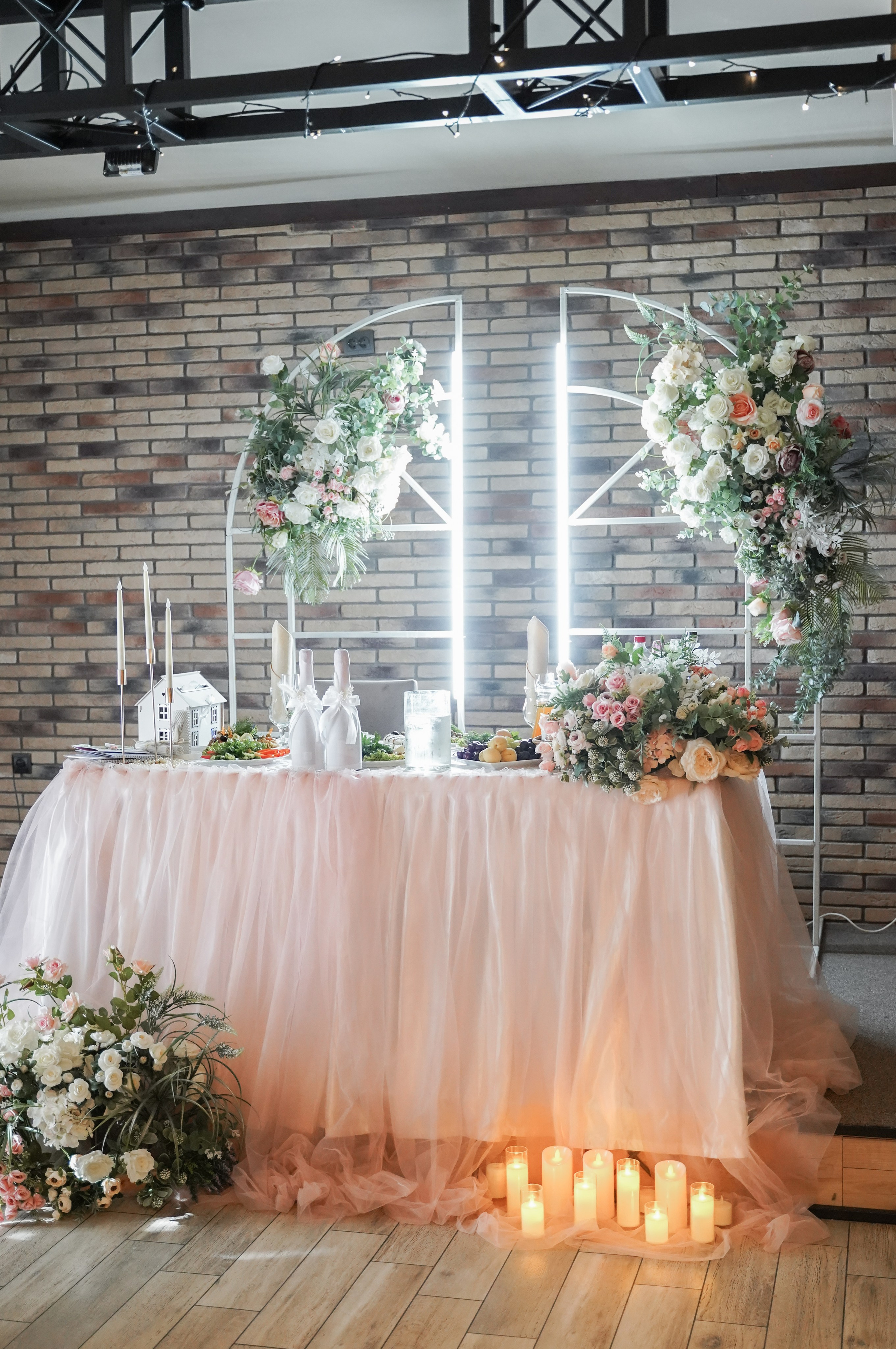 Арина и Даниил (г. Курск, Роща невест). Фотограф Вера Зверуго в Орле