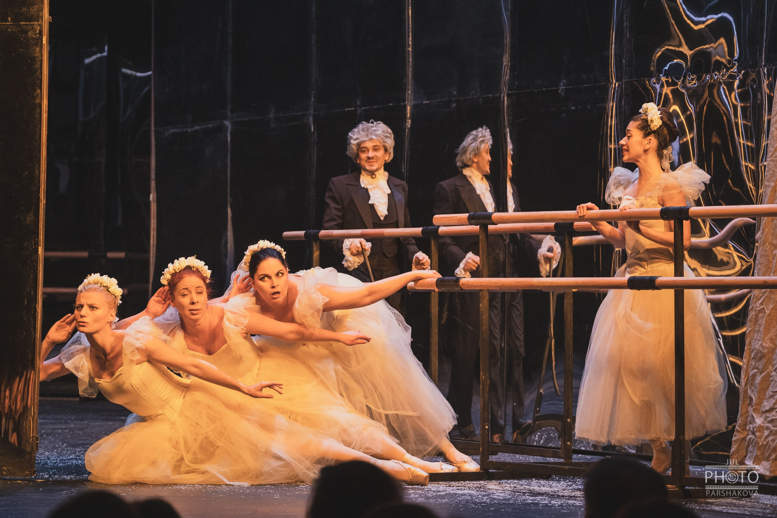 Холстомер. Фотограф в Санкт-Петербурге и Москве Юлия Паршакова