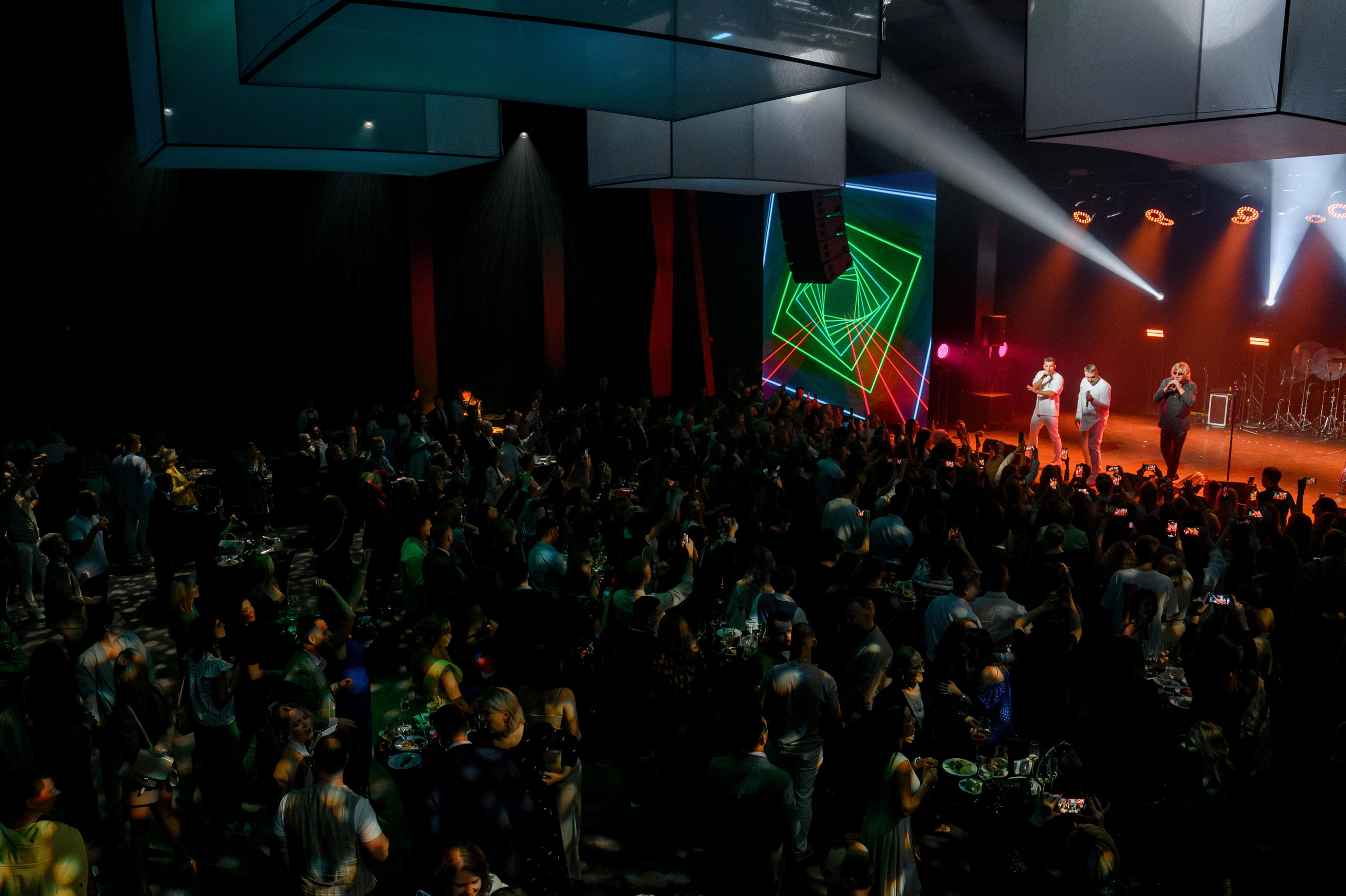 Корпоративные события. Алина Посторонка и Дима Мурашов