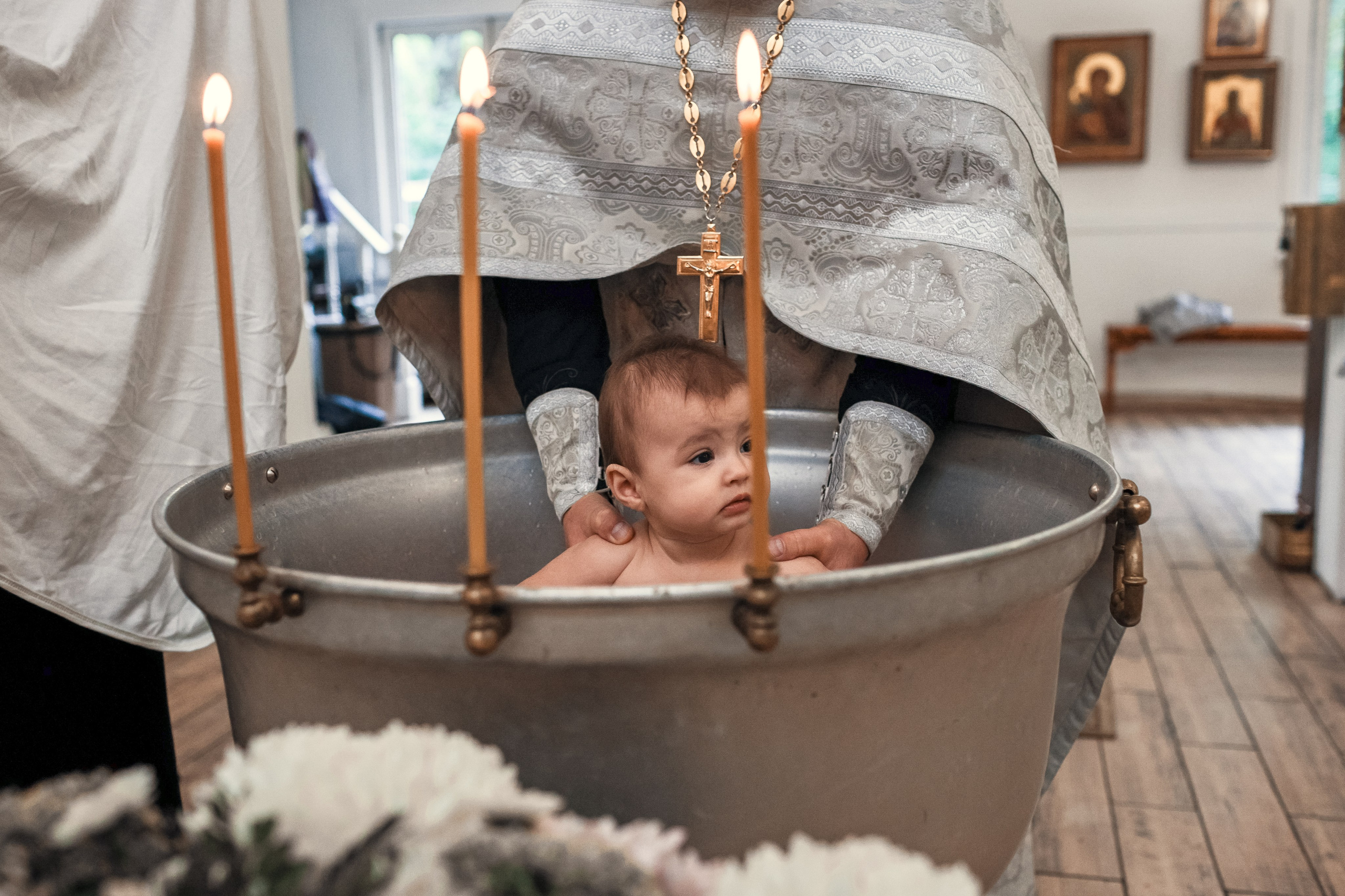Крещение в Храме Даниила Московского Метрогородке. Профессиональный фотограф в Москве и Мо Мария Шантарёва