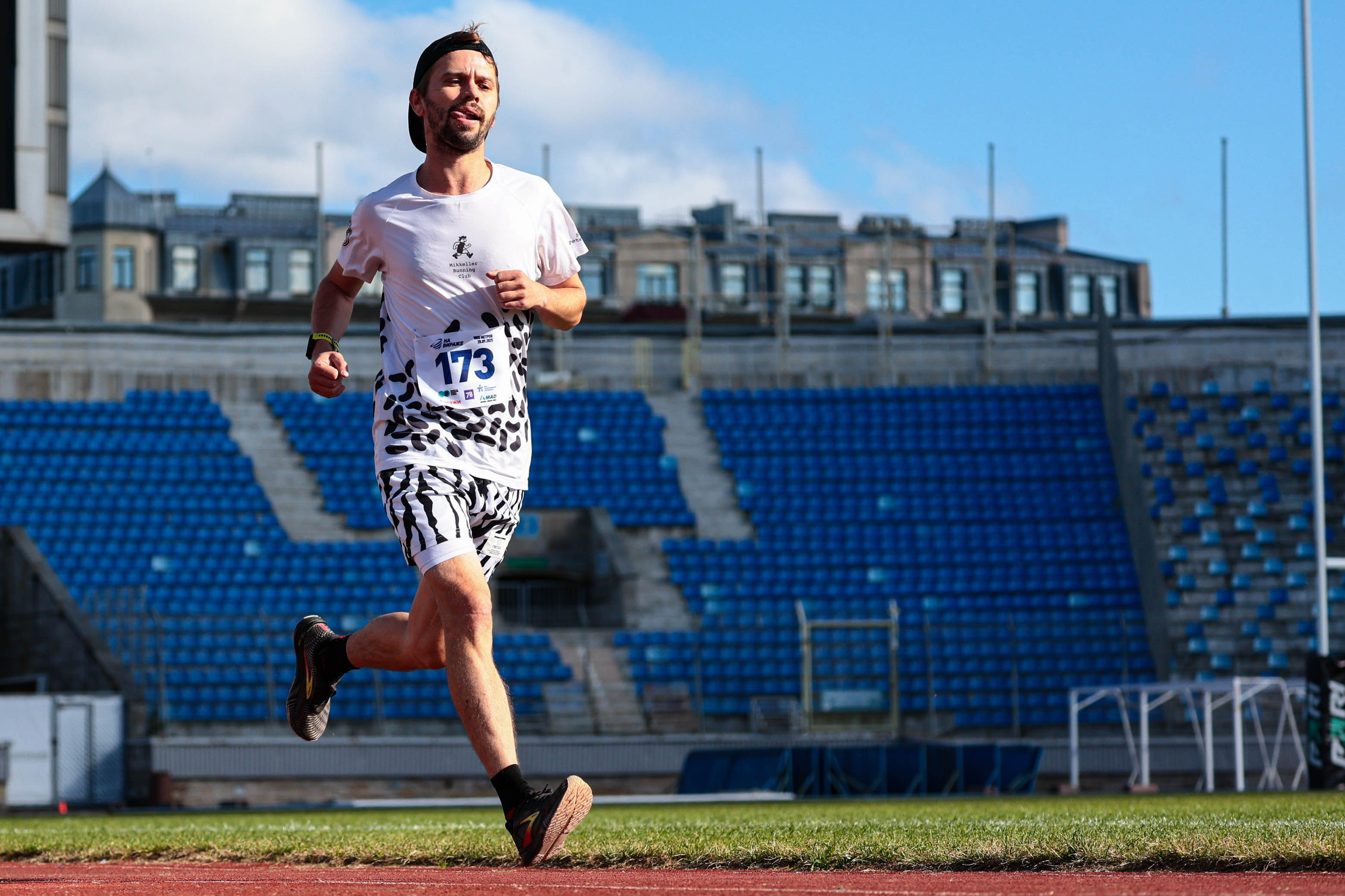 На вираже 2025. Спортивный фотограф в Санкт-Петербурге Илья Vacool