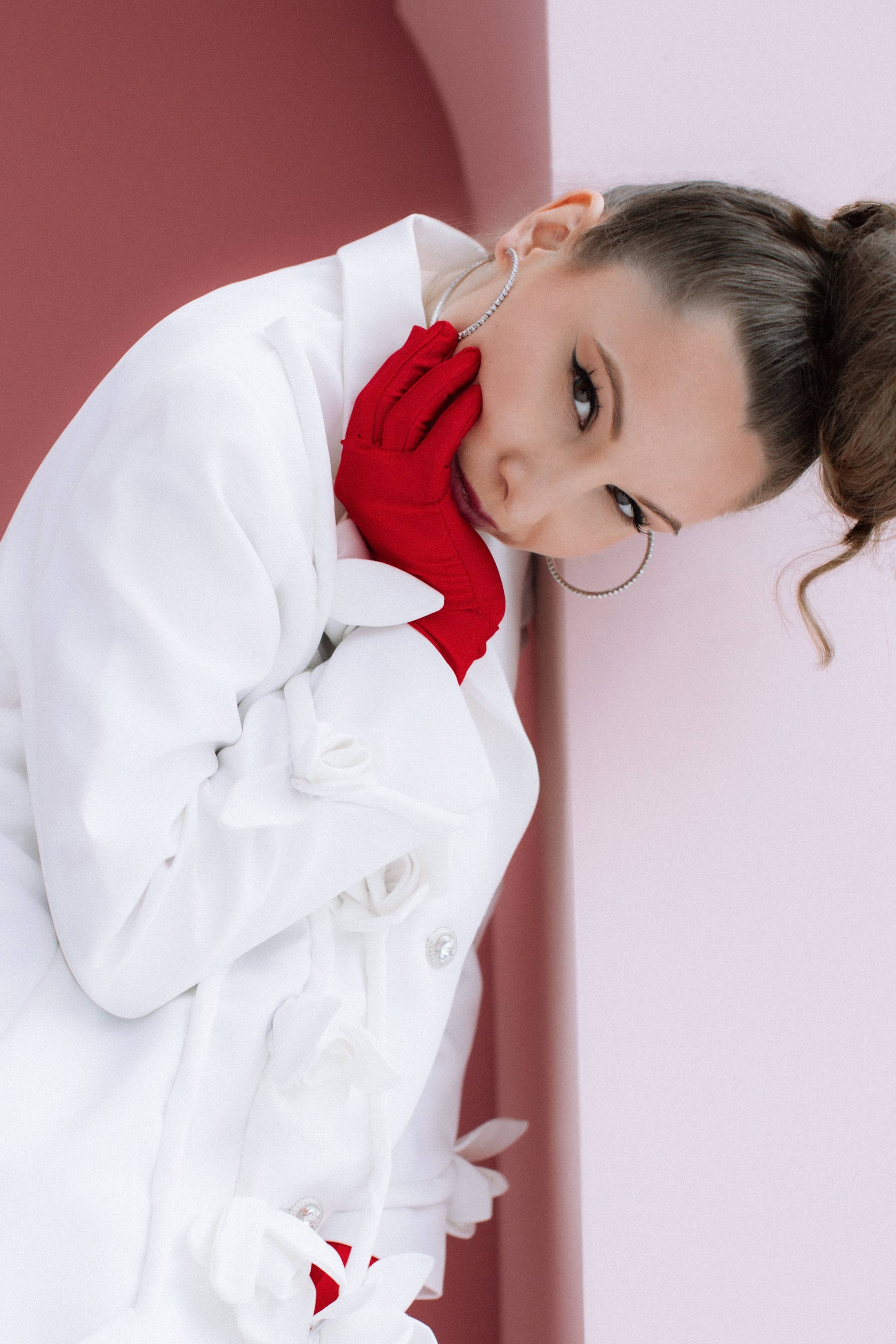 Алена. Фотосессия в розовой студии. Фотограф в Москве Ольга Сатони