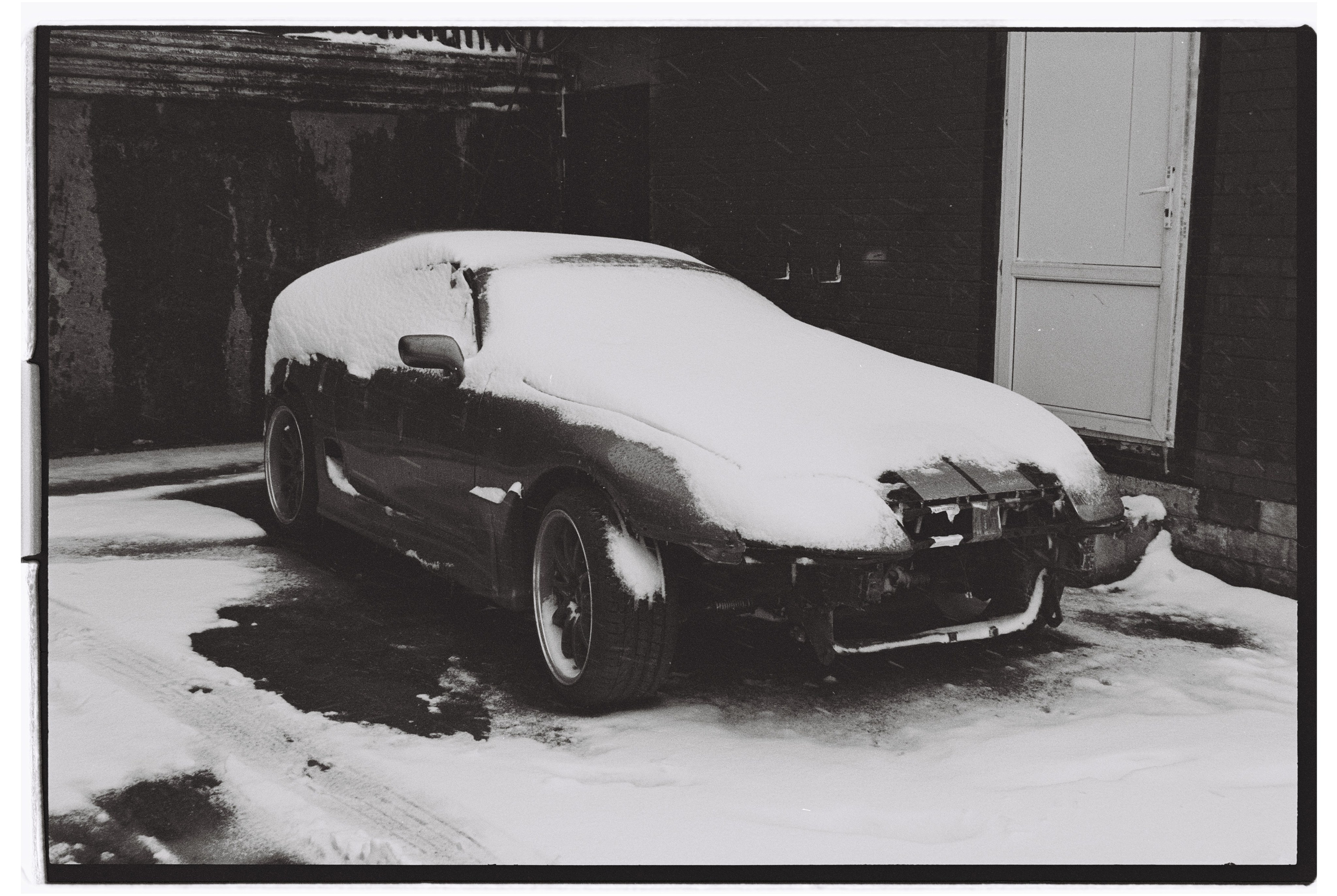 CARS. ANNA — PHOTOGRAPHER