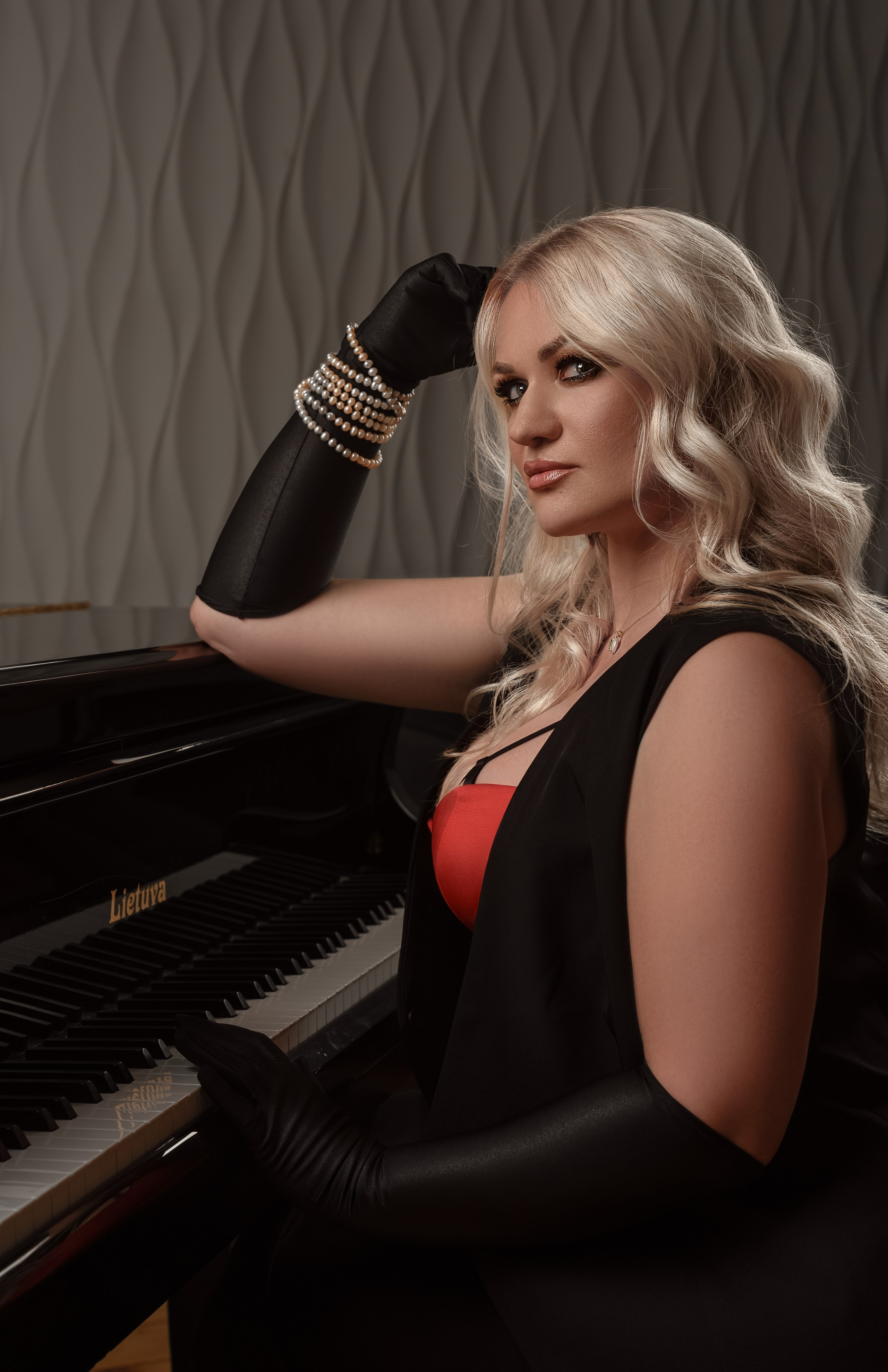 Виктория. Cruelsyra —фотограф в Хабаровске. Портретная и фэшн съемка